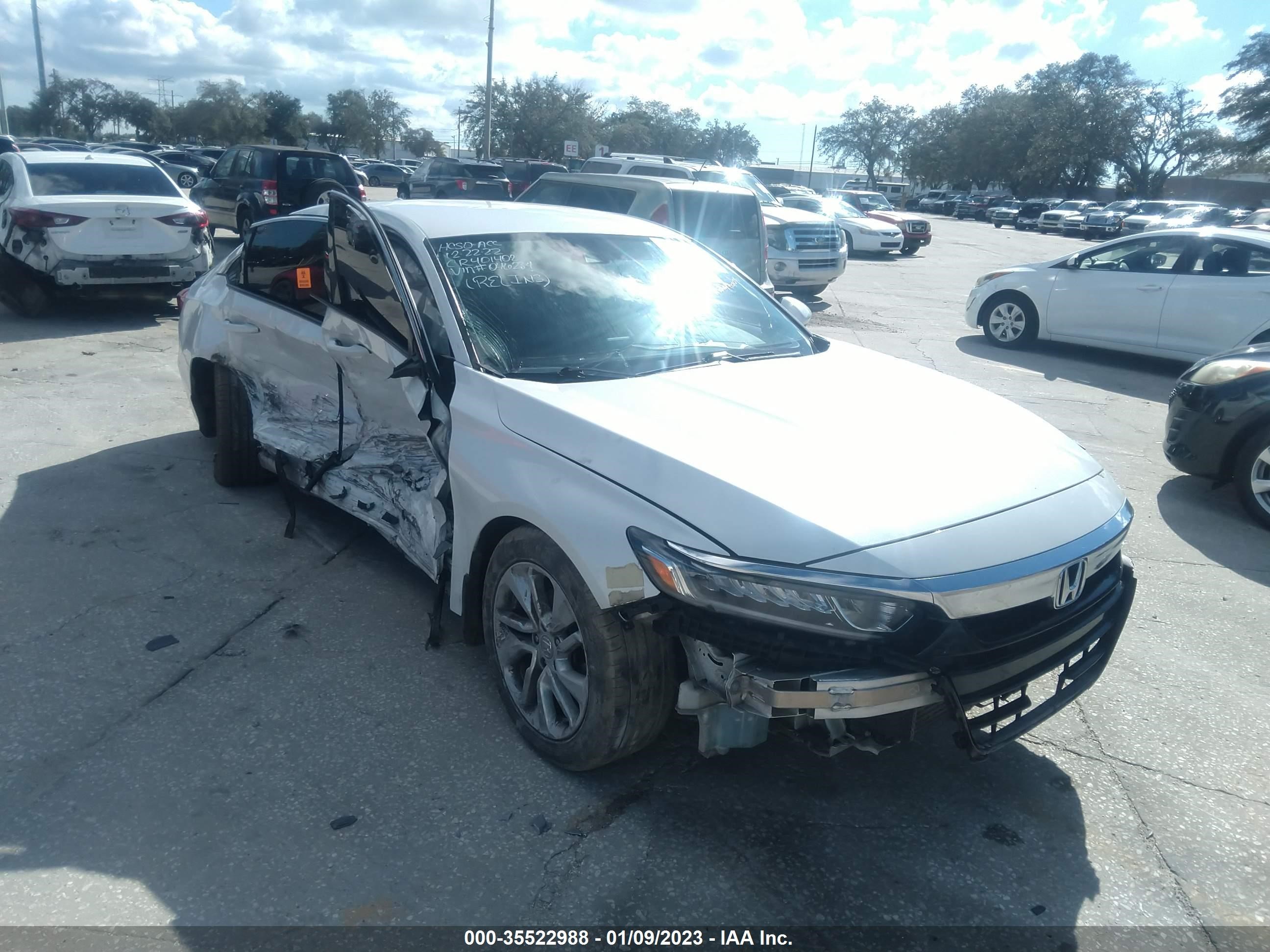 HONDA ACCORD 2019 1hgcv1f10ka046284