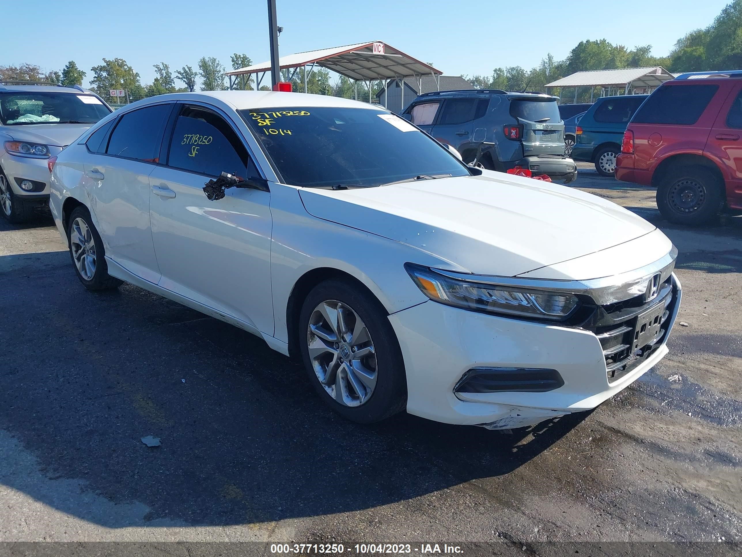 HONDA ACCORD 2019 1hgcv1f10ka137409