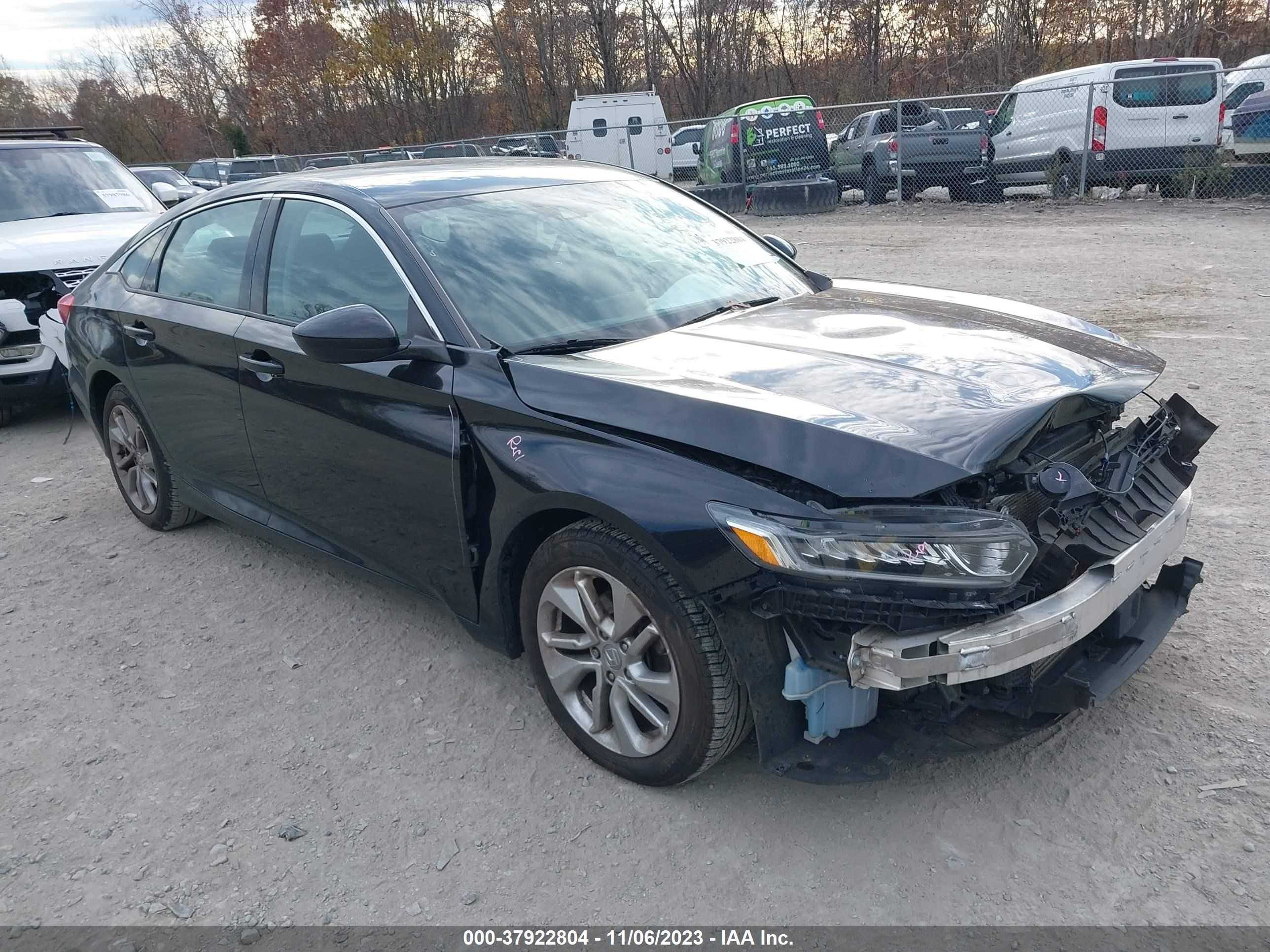 HONDA ACCORD 2018 1hgcv1f11ja005662