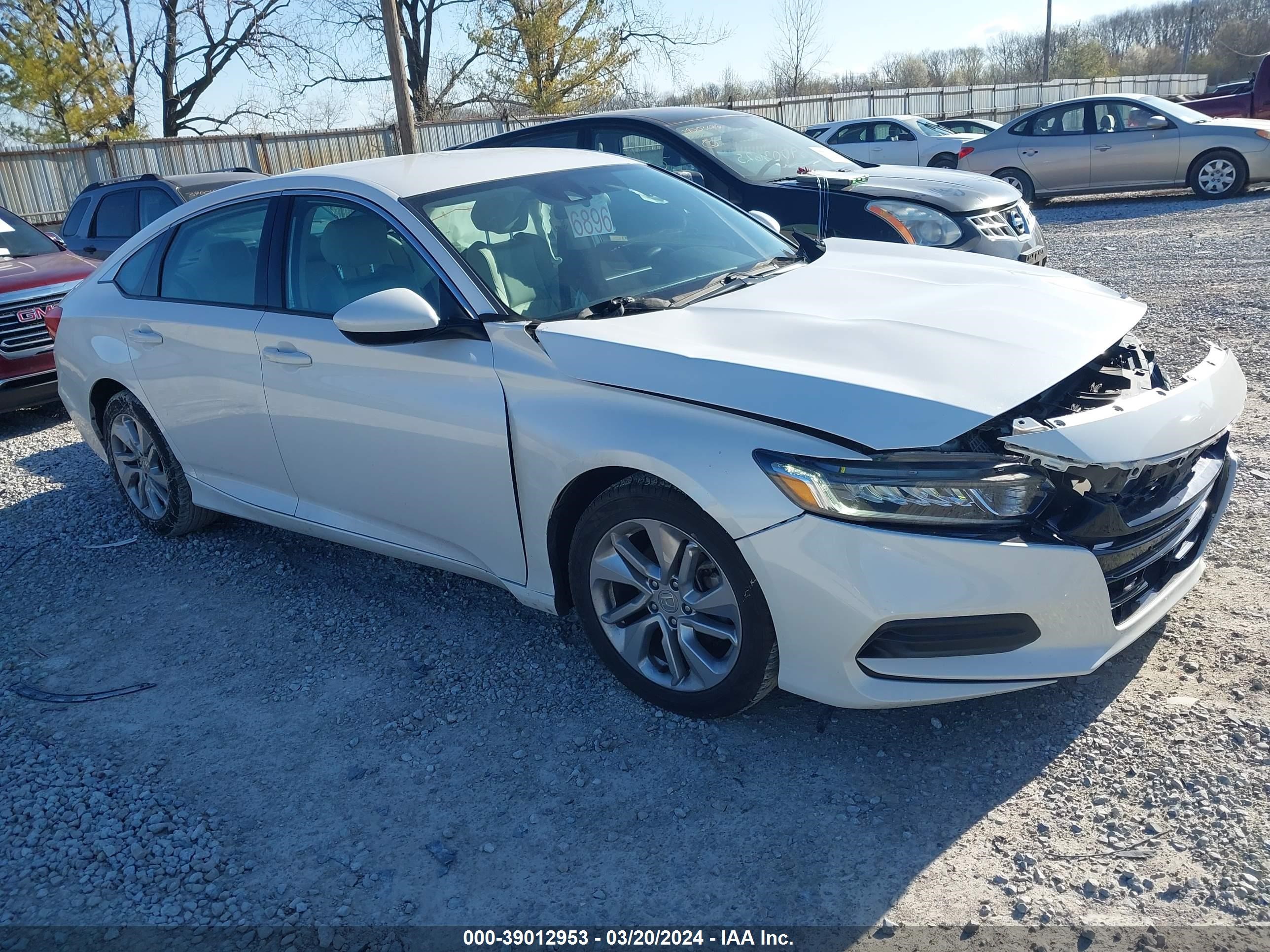 HONDA ACCORD 2018 1hgcv1f12ja062890