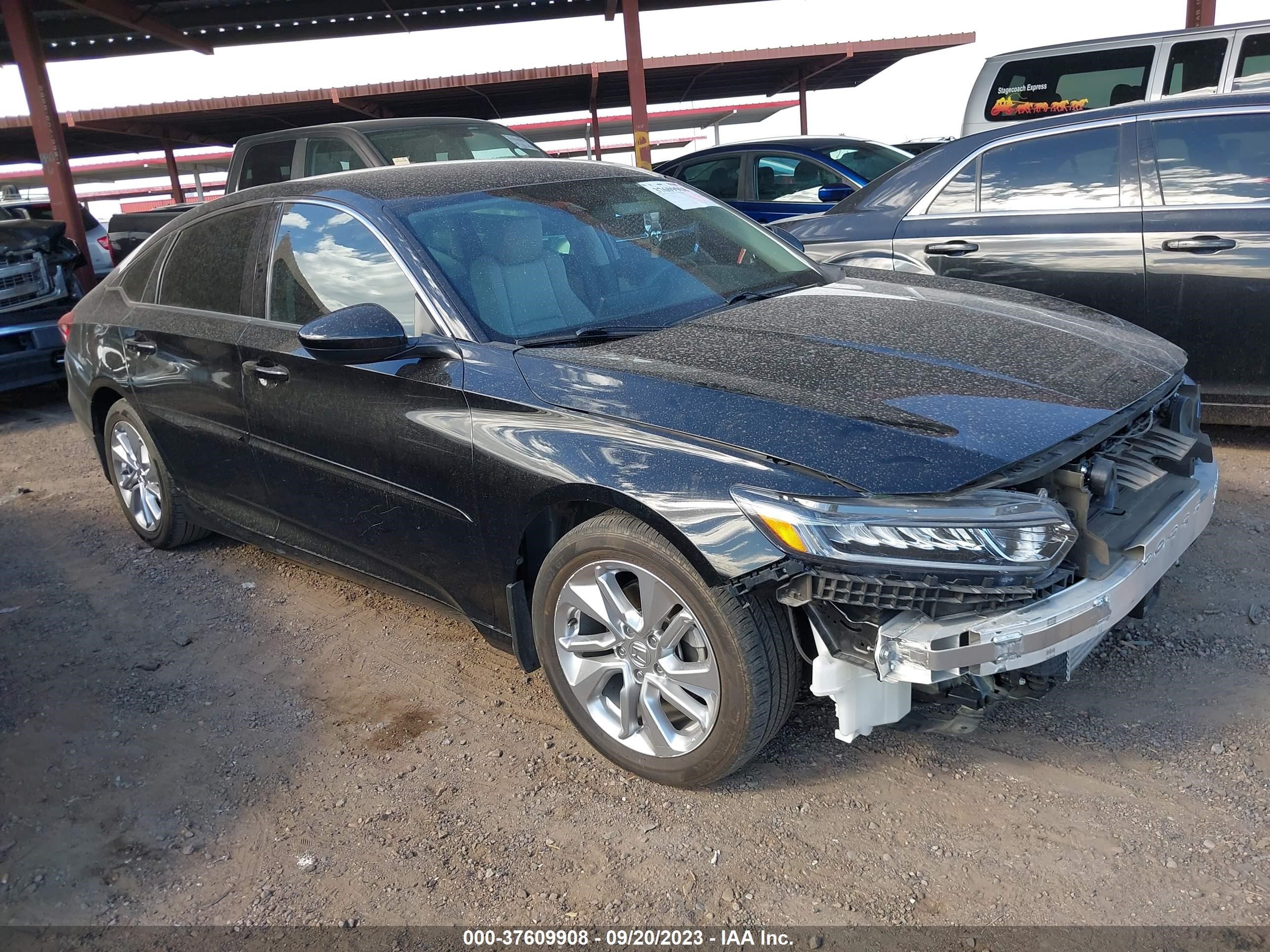 HONDA ACCORD 2018 1hgcv1f12ja169910