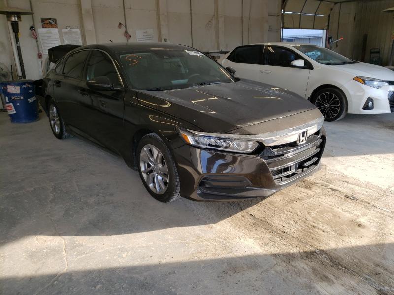 HONDA ACCORD LX 2018 1hgcv1f13ja059965