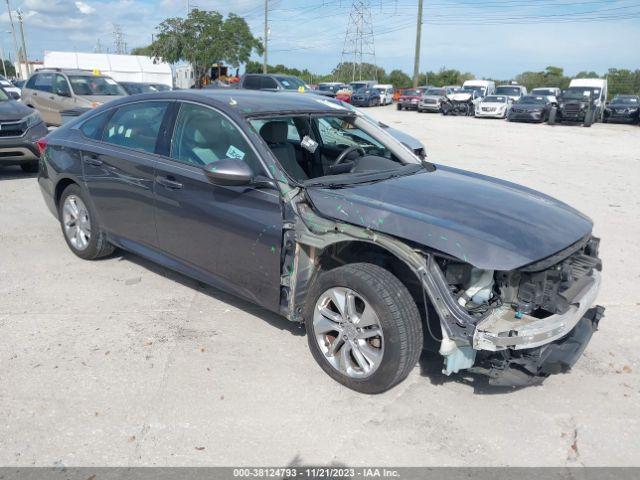 HONDA ACCORD 2018 1hgcv1f13ja165817