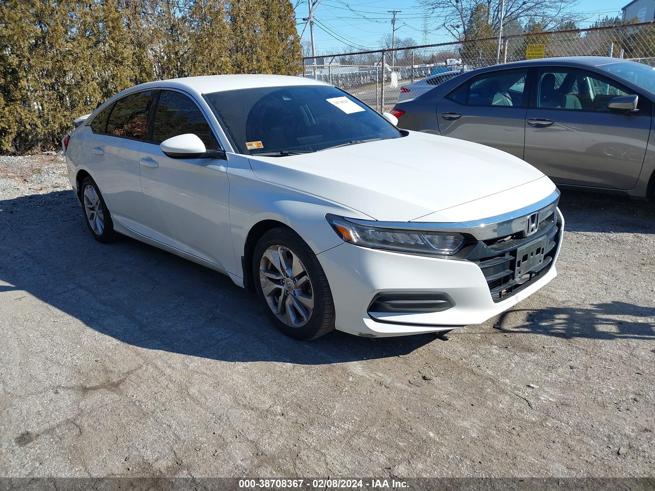 HONDA ACCORD 2019 1hgcv1f13ka070109