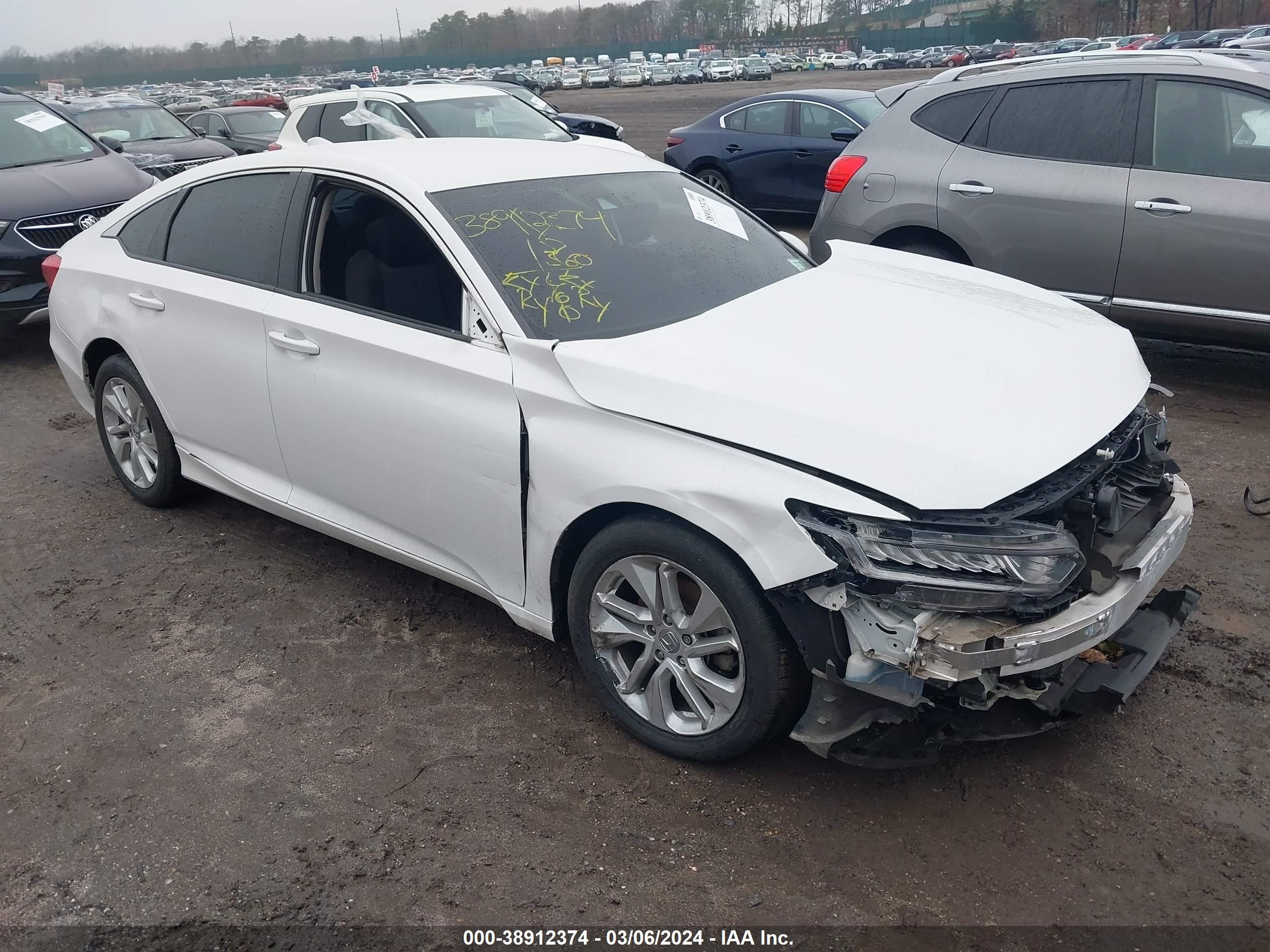 HONDA ACCORD 2019 1hgcv1f15ka084593