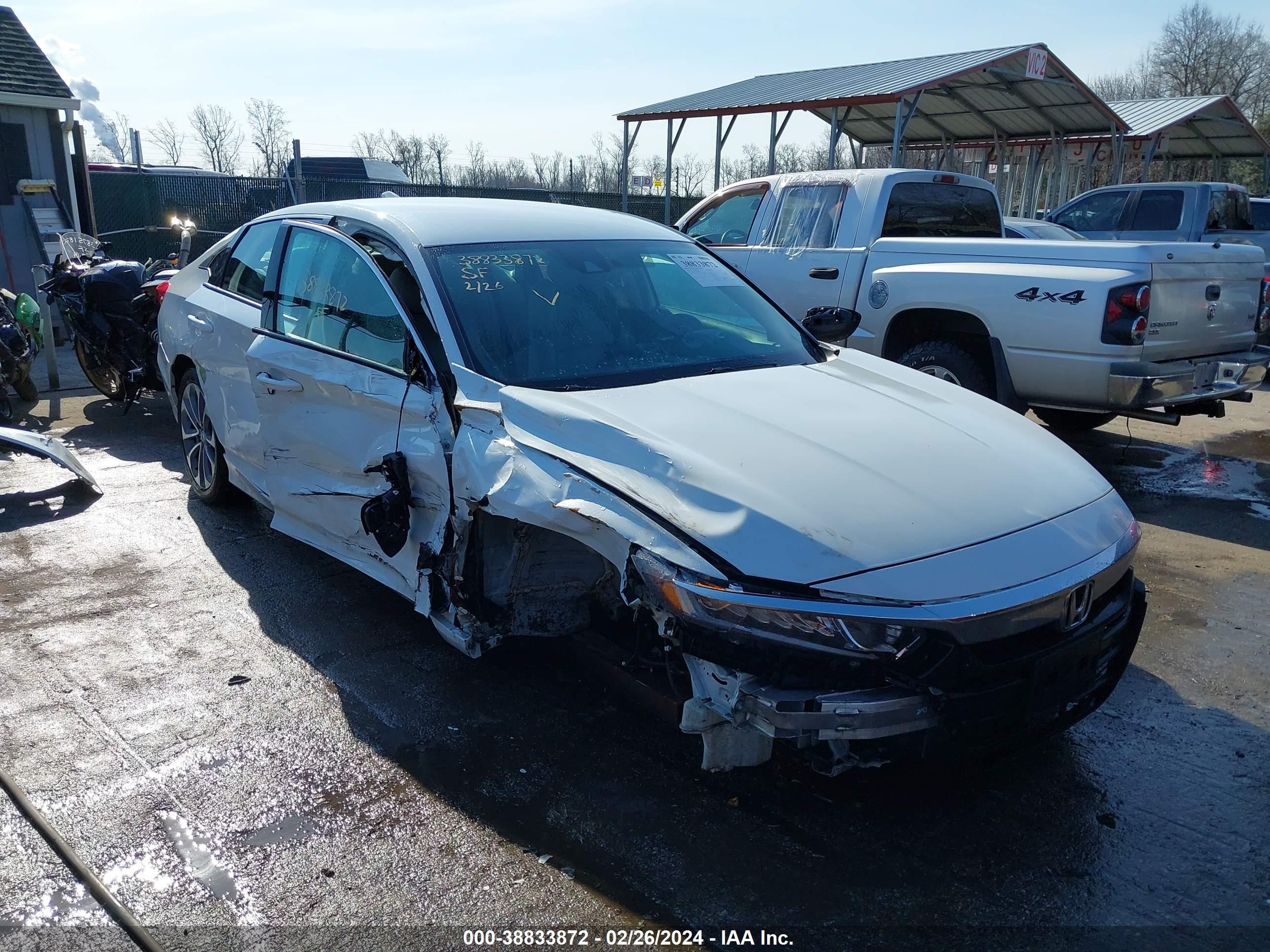 HONDA ACCORD 2019 1hgcv1f17ka022936