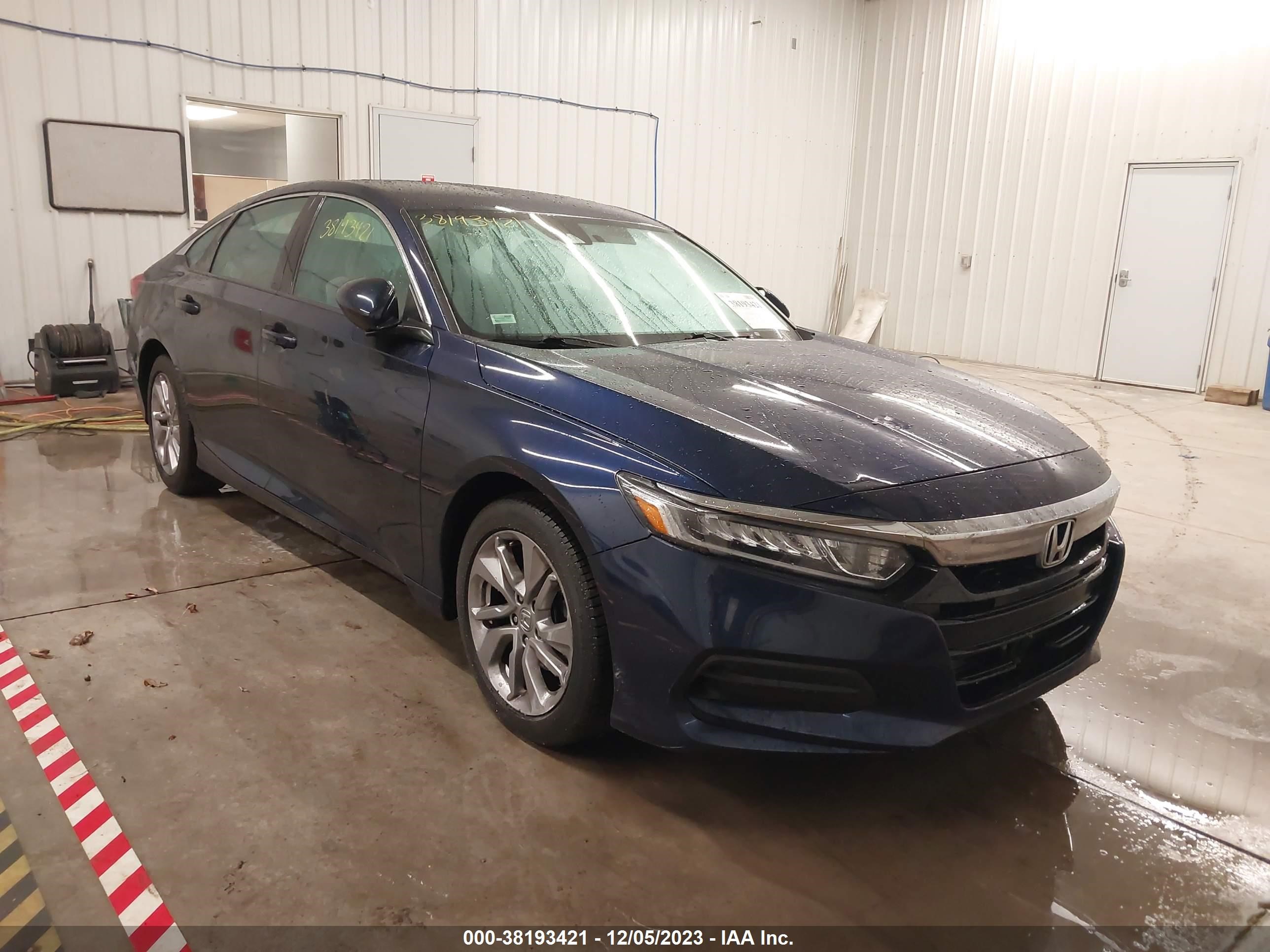 HONDA ACCORD 2019 1hgcv1f18ka103735