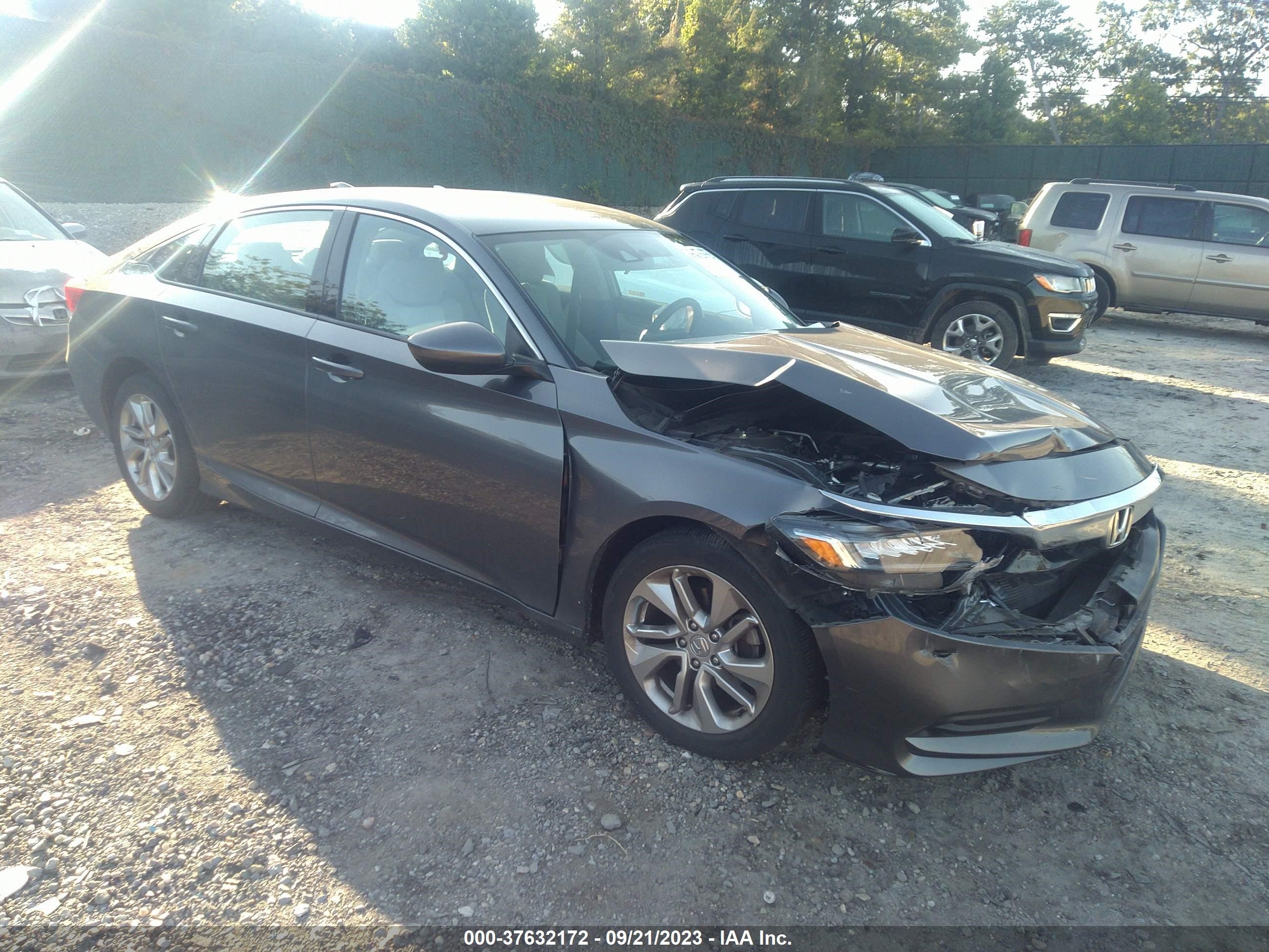 HONDA ACCORD 2018 1hgcv1f19ja231626