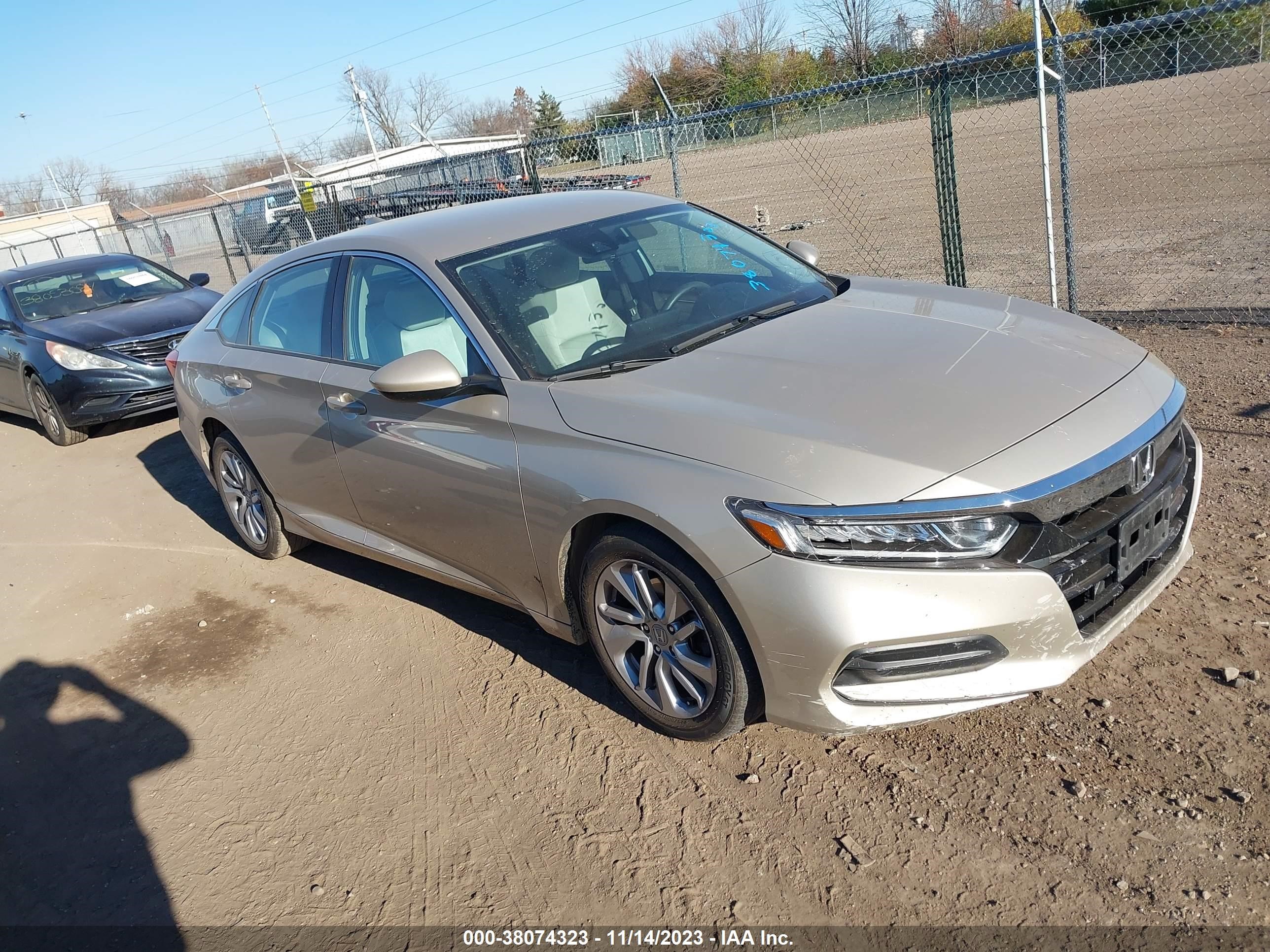 HONDA ACCORD 2018 1hgcv1f1xja250606