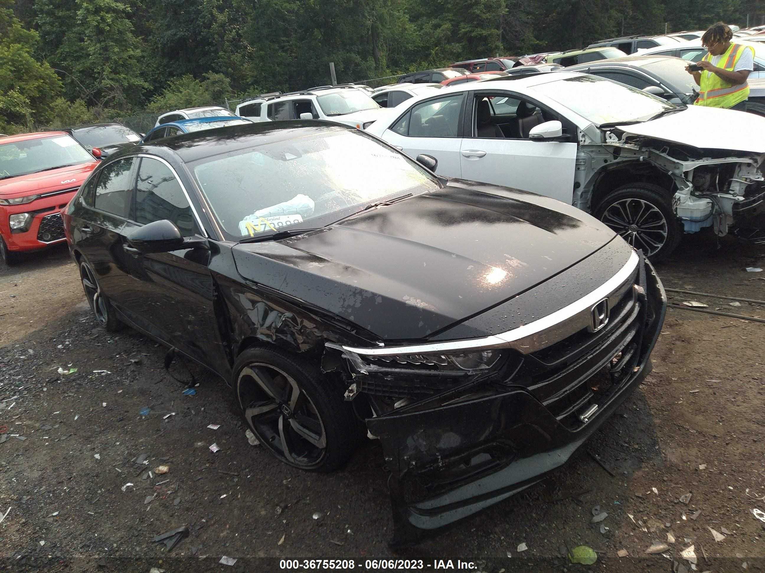 HONDA ACCORD 2019 1hgcv1f1xka072598