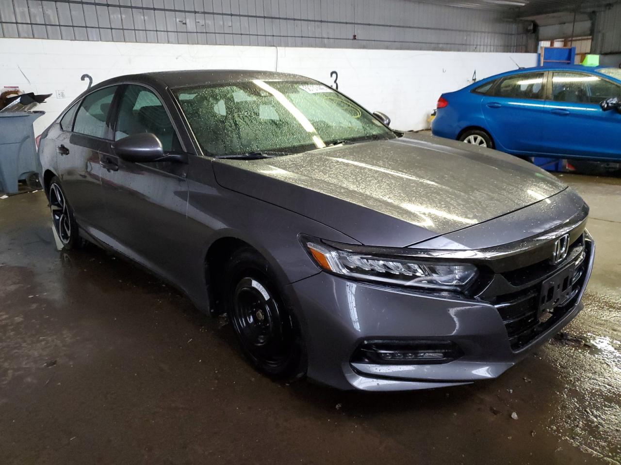 HONDA ACCORD 2018 1hgcv1f30ja167381