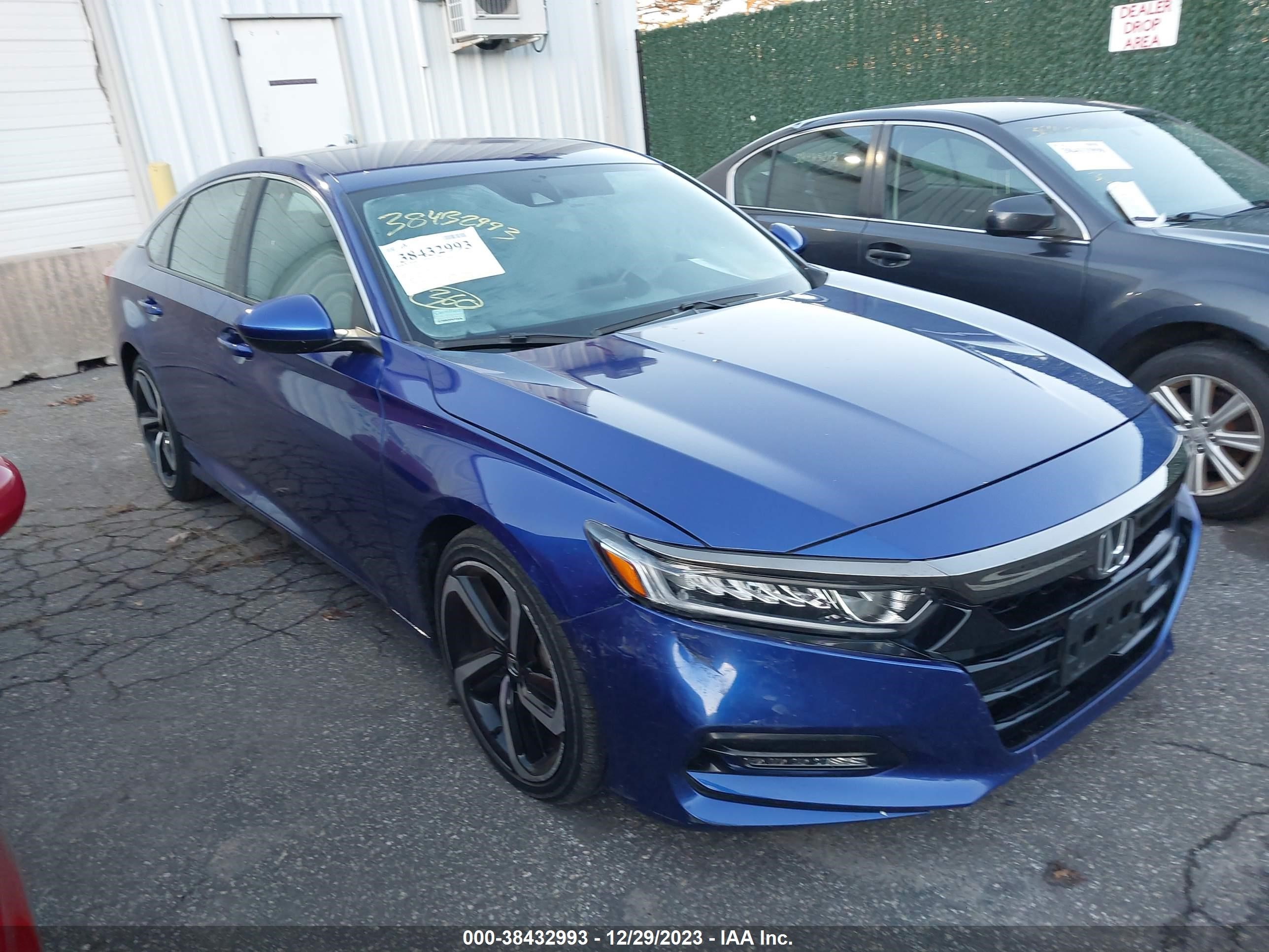 HONDA ACCORD 2019 1hgcv1f30ka019586