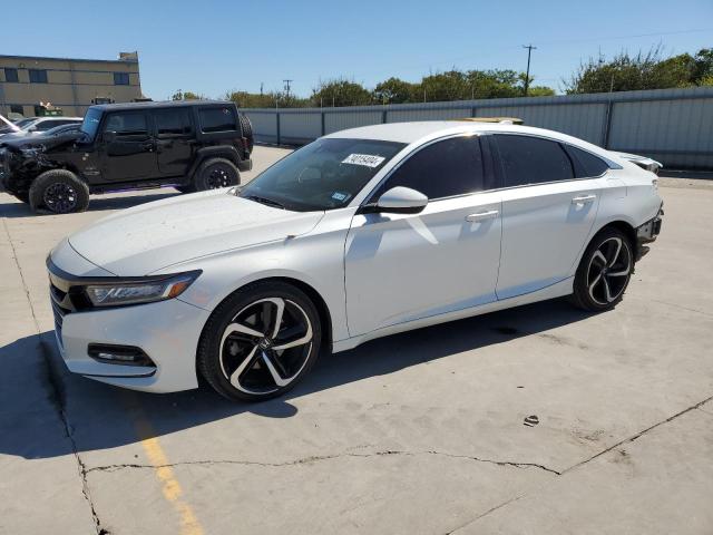 HONDA ACCORD SPO 2019 1hgcv1f30ka111717