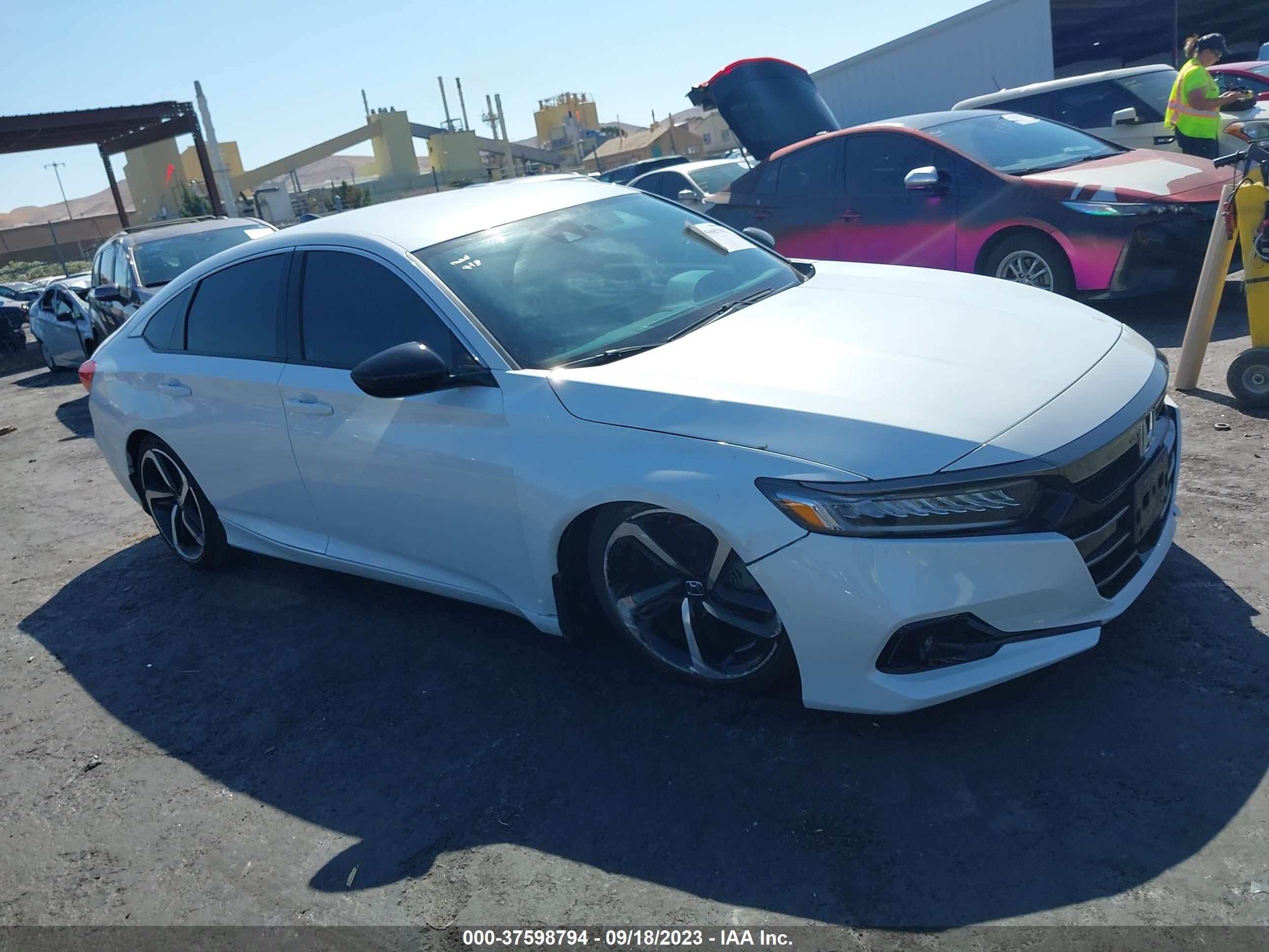 HONDA ACCORD 2022 1hgcv1f30na083454