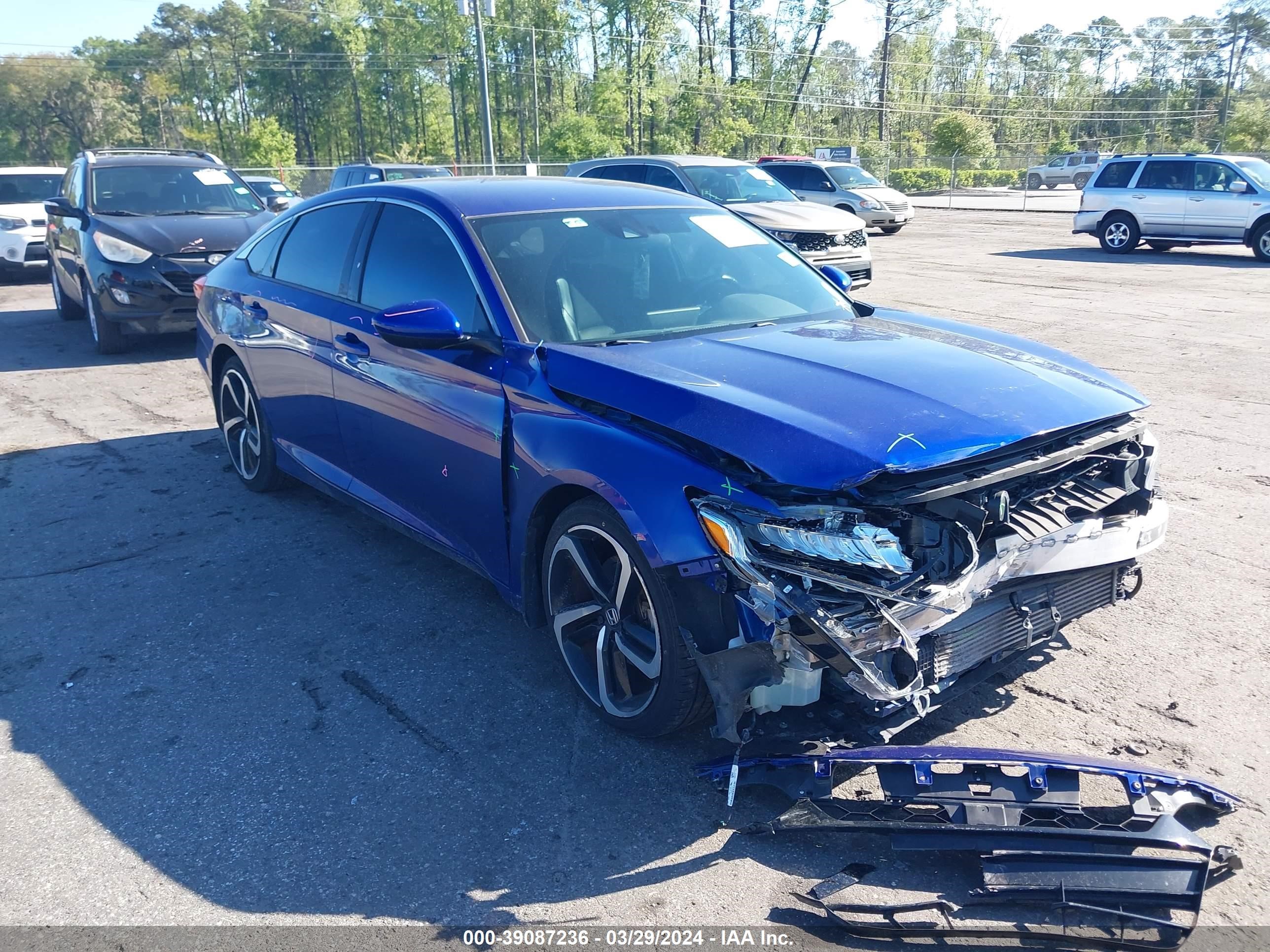 HONDA ACCORD 2018 1hgcv1f31ja253069