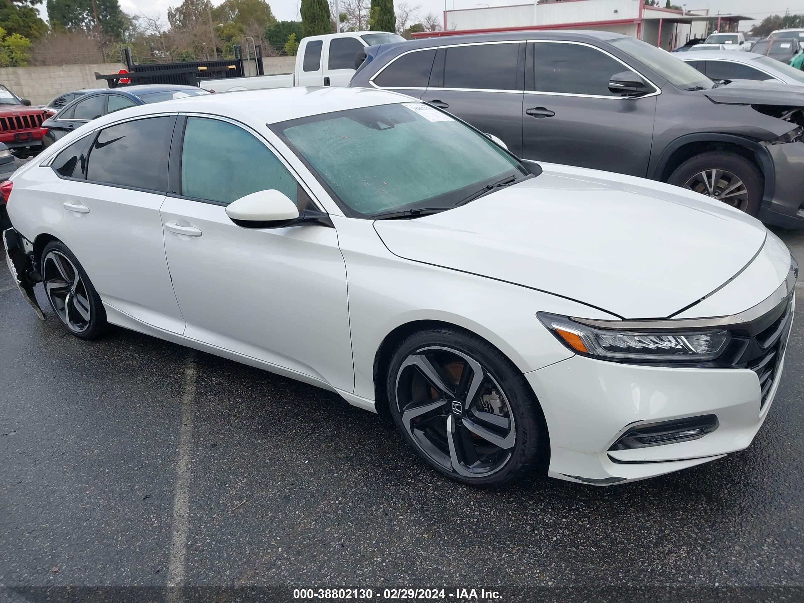 HONDA ACCORD 2019 1hgcv1f31ka139395