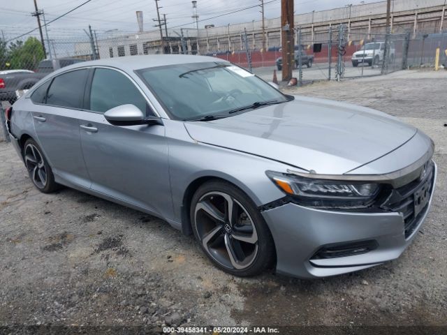 HONDA ACCORD 2018 1hgcv1f32ja006272