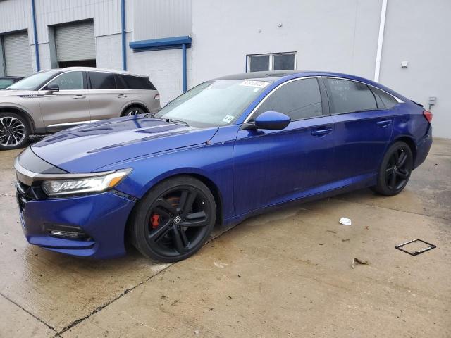 HONDA ACCORD 2018 1hgcv1f33ja008113