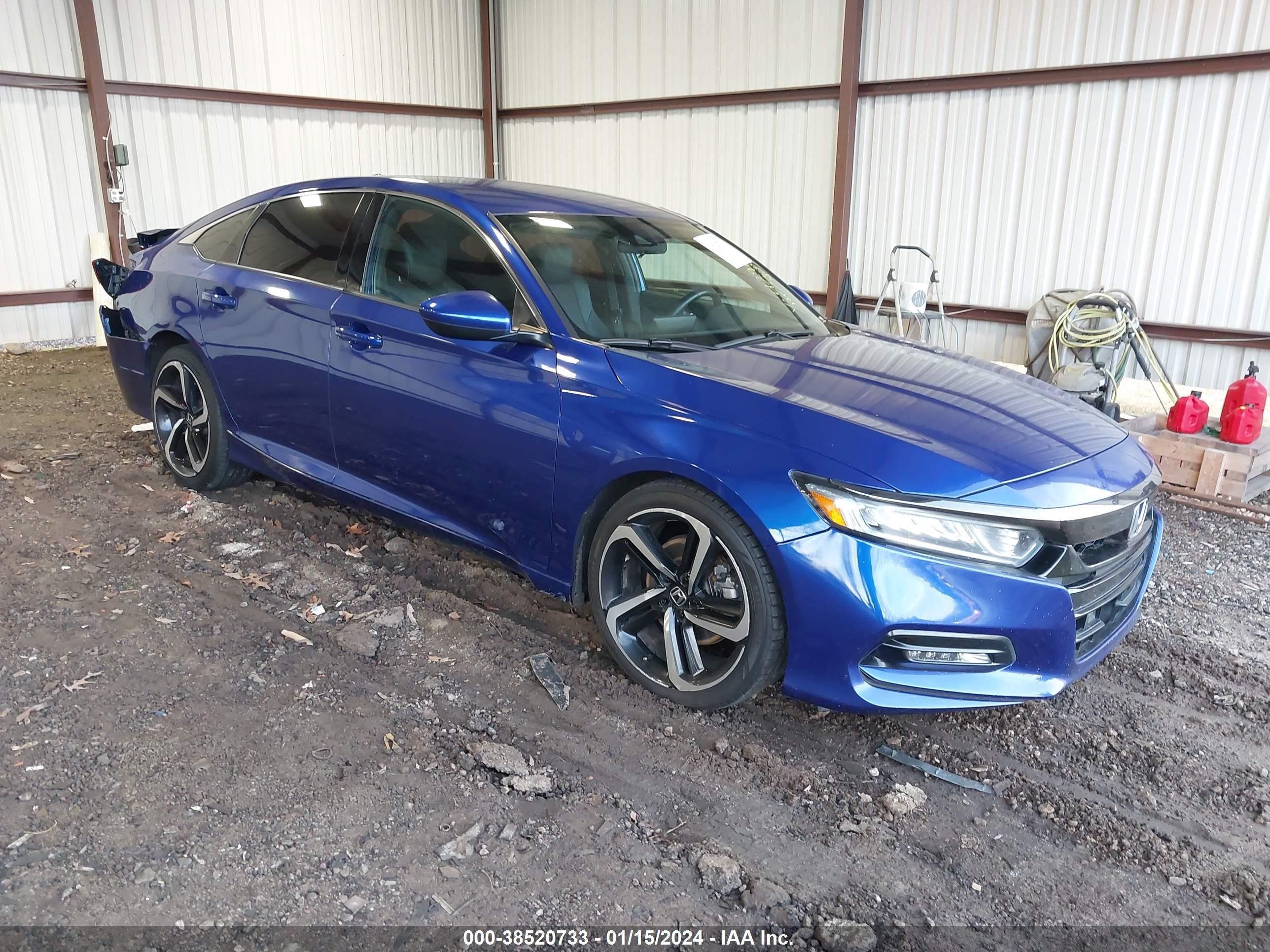 HONDA ACCORD 2018 1hgcv1f33ja104291