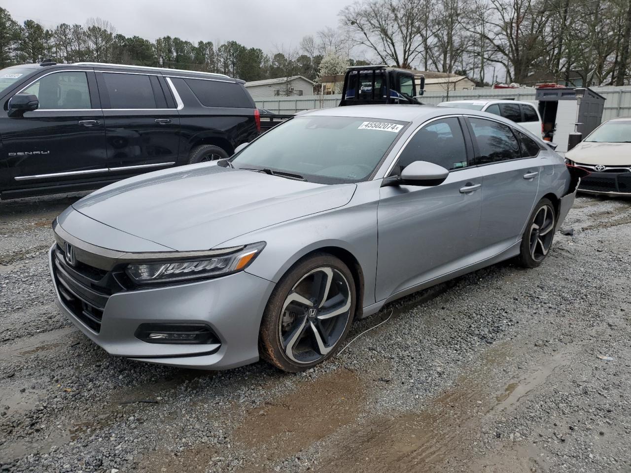 HONDA ACCORD 2018 1hgcv1f33ja190301