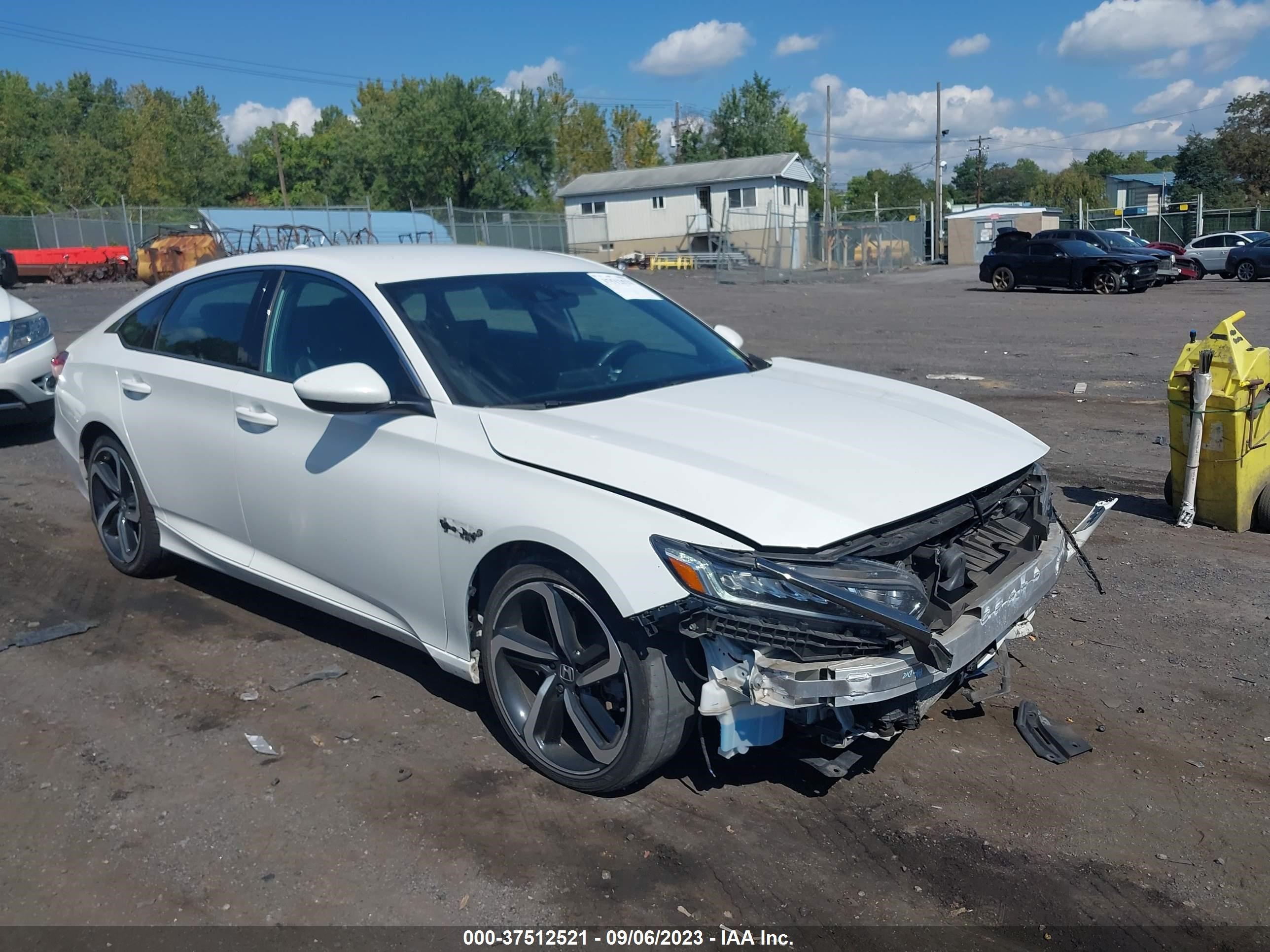 HONDA ACCORD 2019 1hgcv1f33ka047561