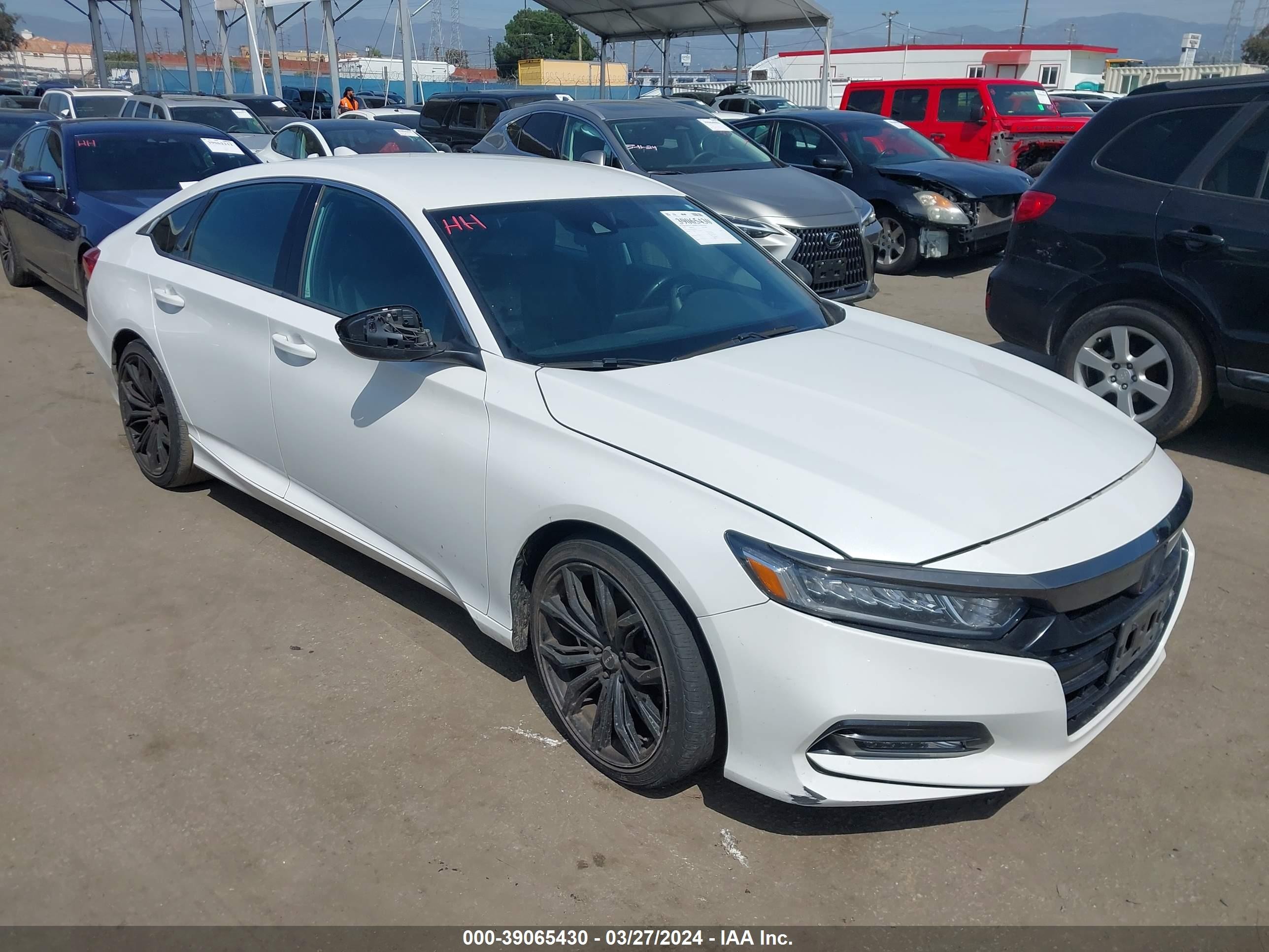 HONDA ACCORD 2018 1hgcv1f34ja103876