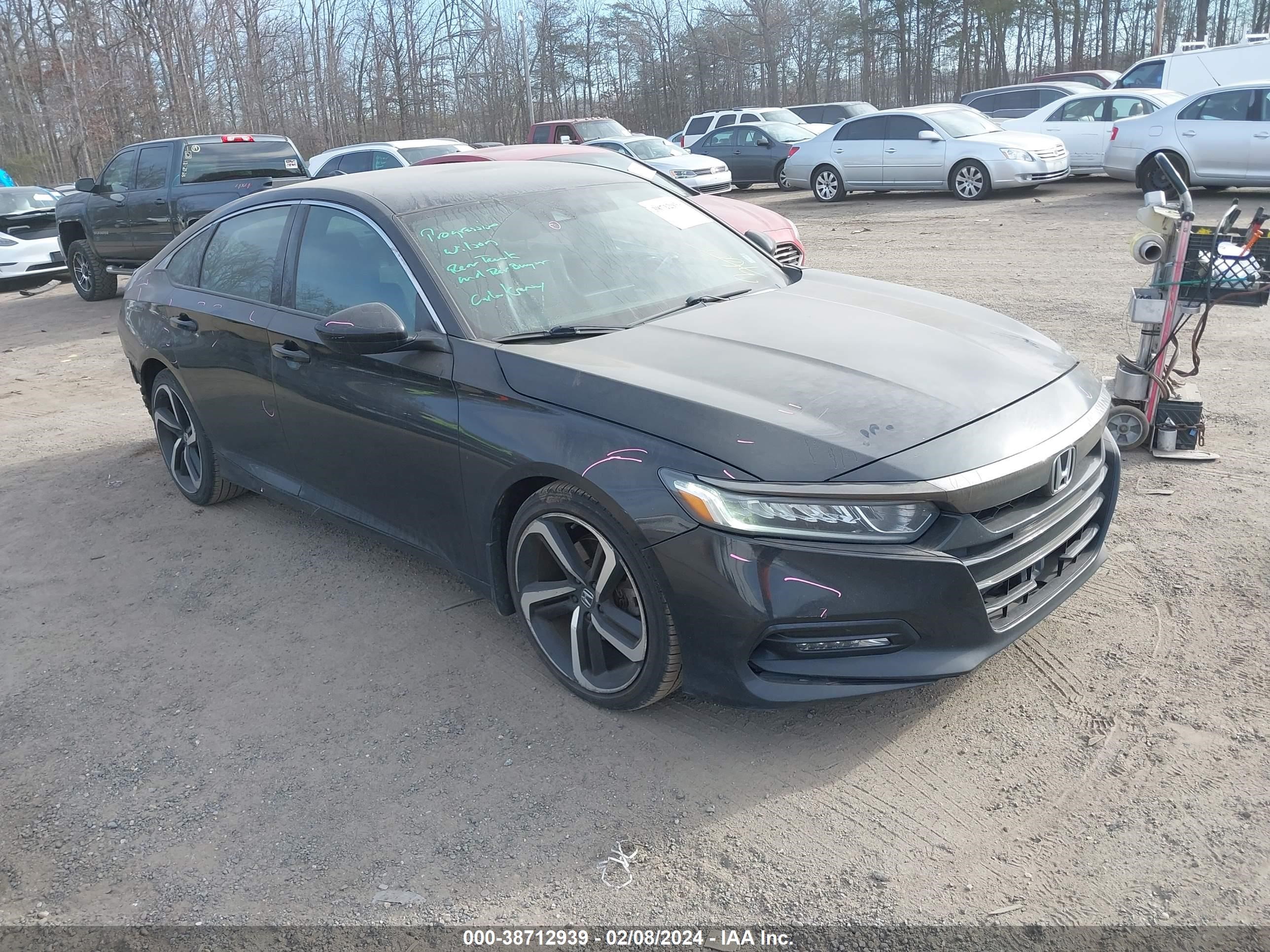 HONDA ACCORD 2018 1hgcv1f34ja166511