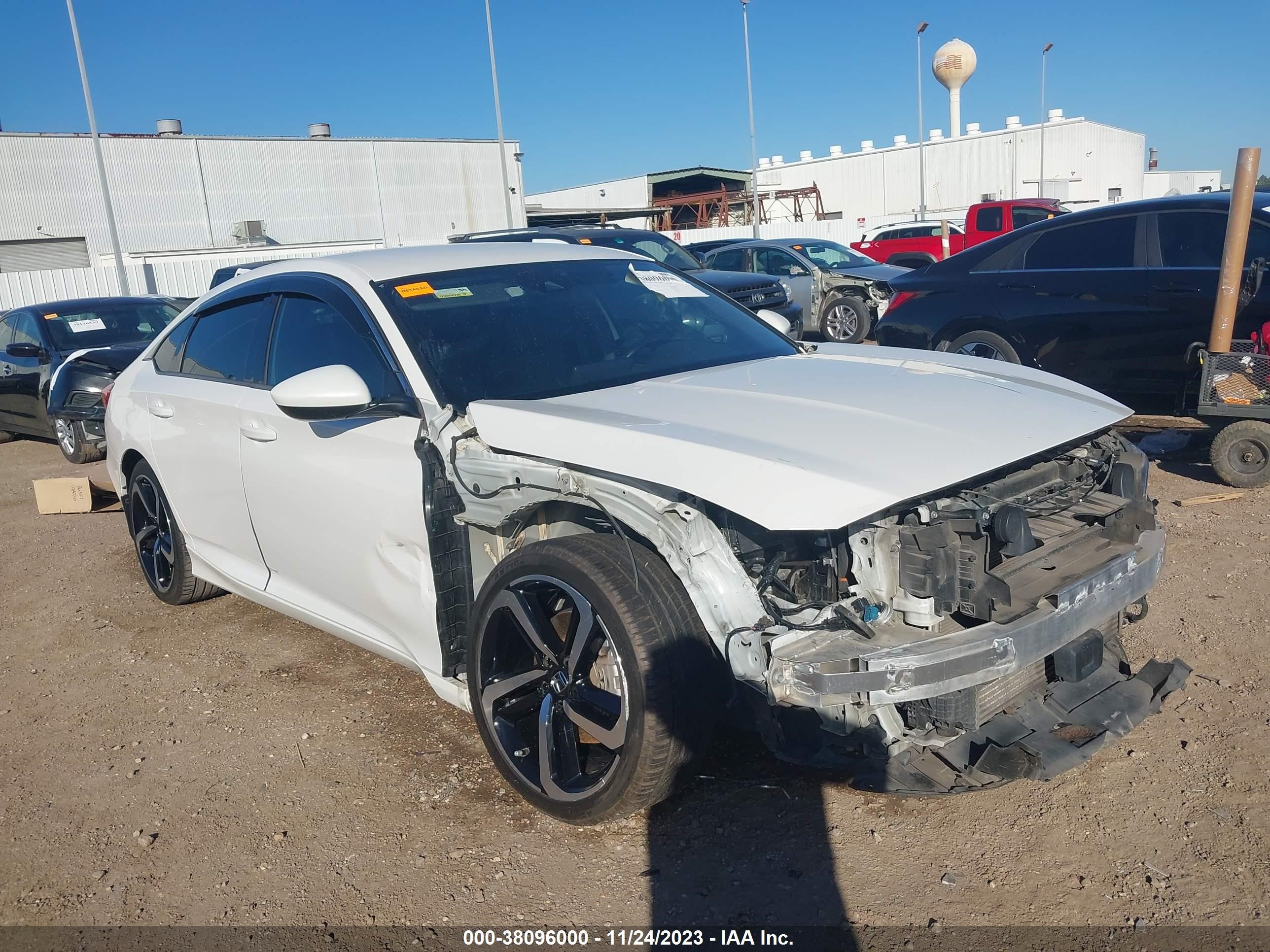 HONDA ACCORD 2018 1hgcv1f35ja117091