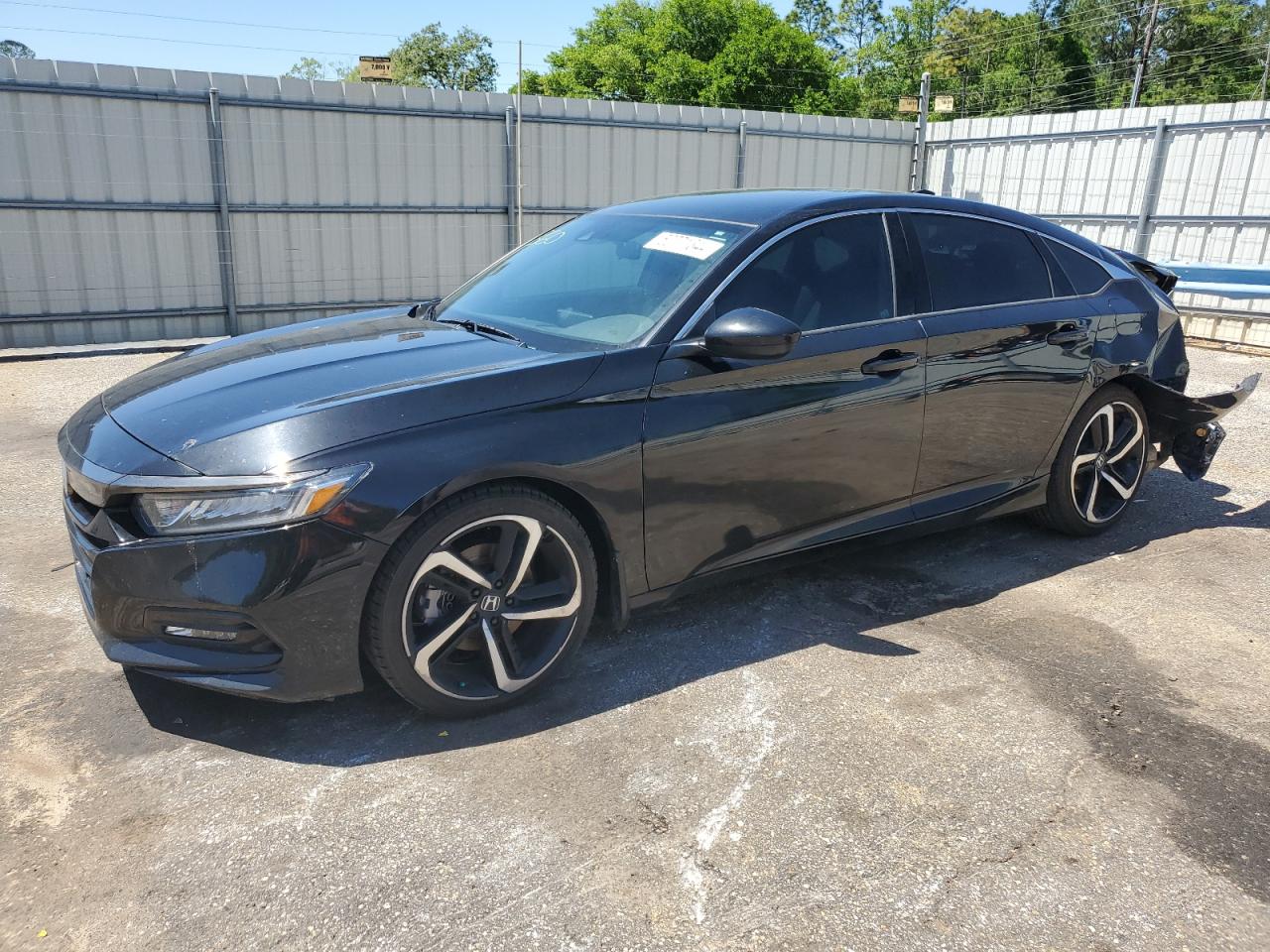 HONDA ACCORD 2018 1hgcv1f35ja158997