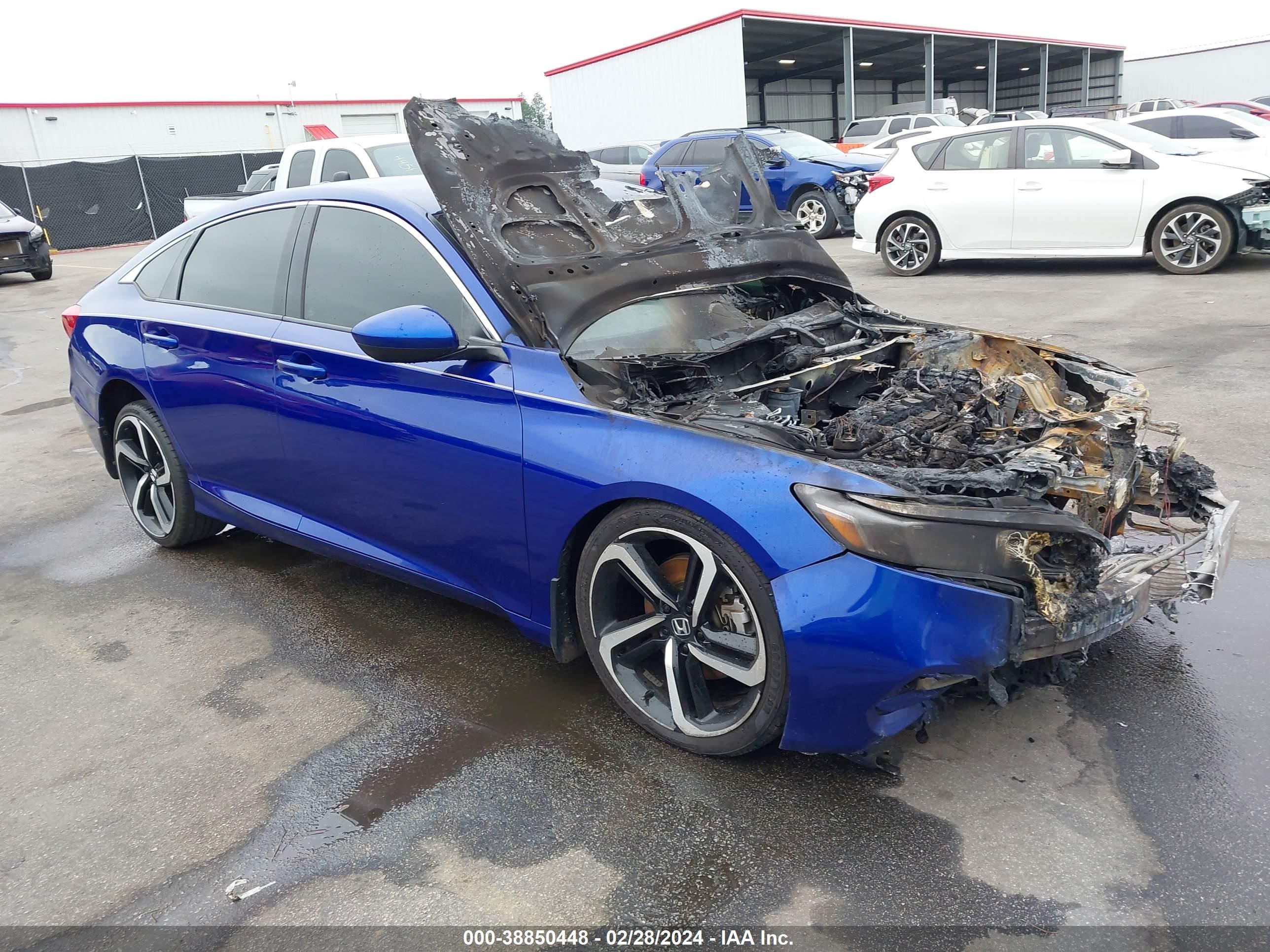 HONDA ACCORD 2018 1hgcv1f35ja187030