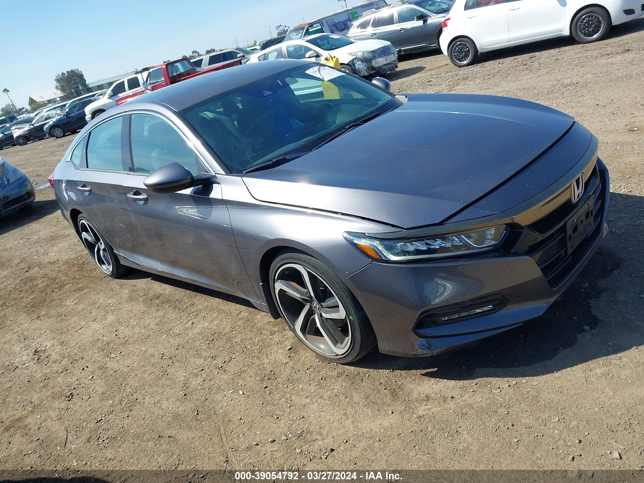 HONDA ACCORD 2019 1hgcv1f35ka013704