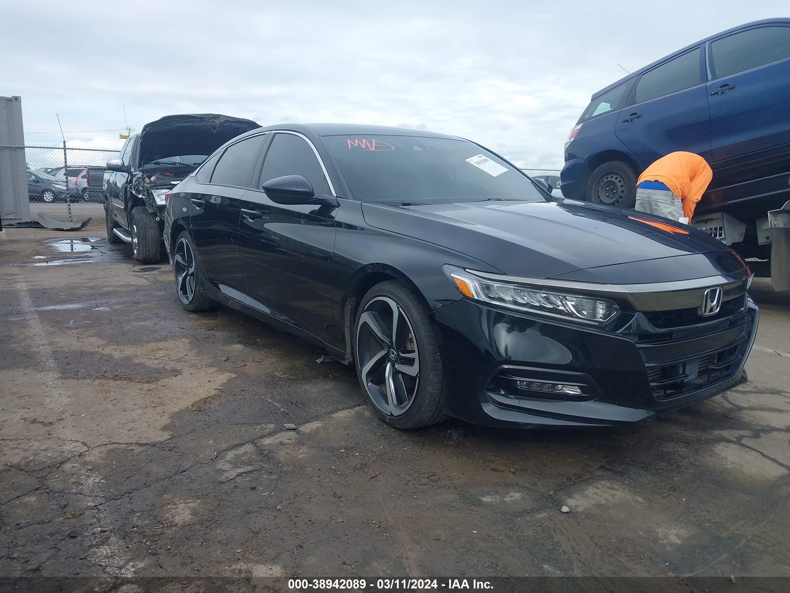 HONDA ACCORD 2019 1hgcv1f35ka128450