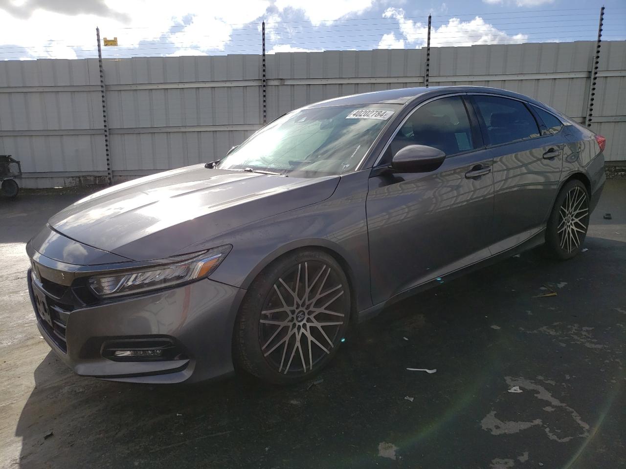 HONDA ACCORD 2018 1hgcv1f36ja052946