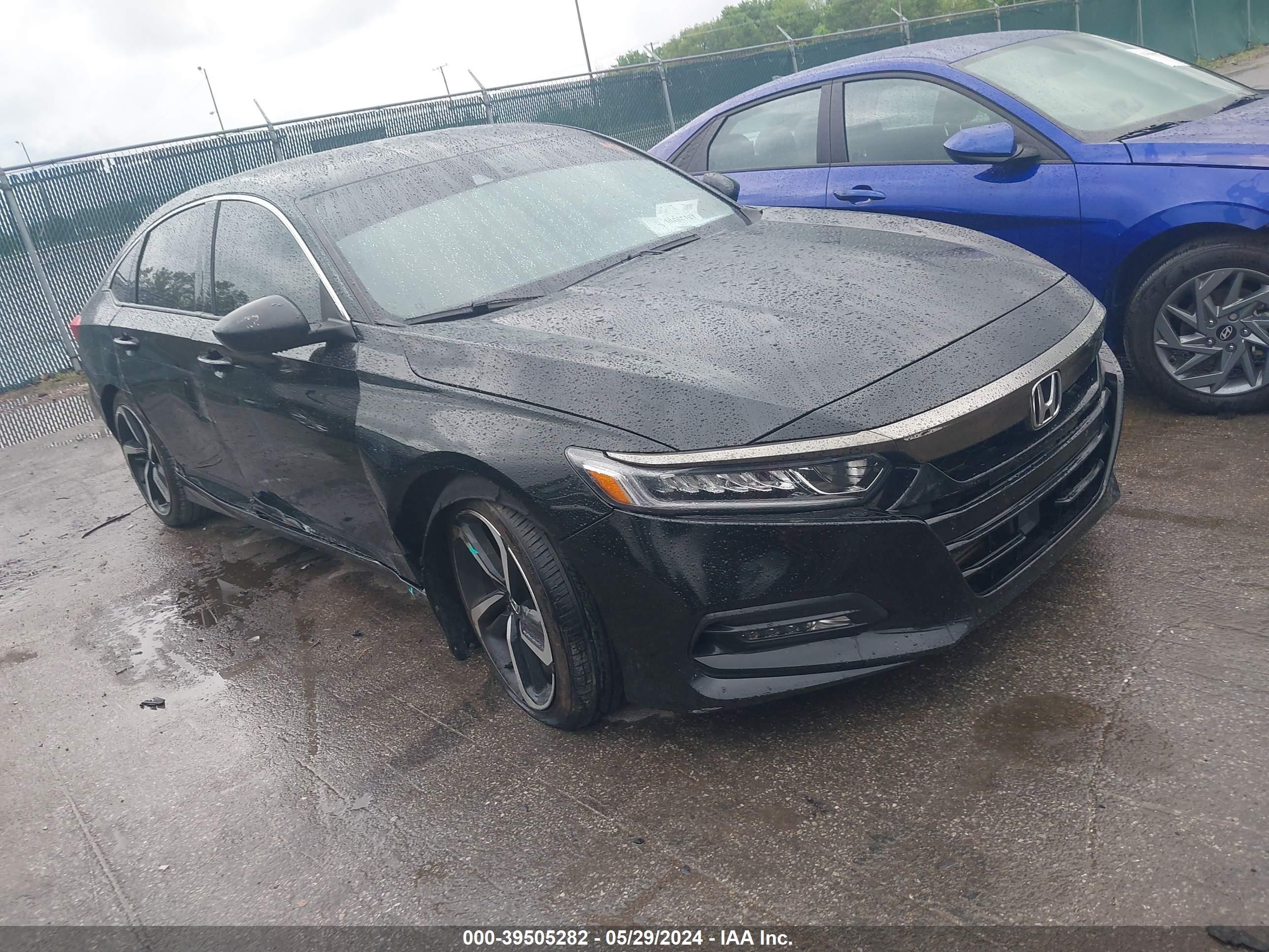 HONDA ACCORD 2018 1hgcv1f36ja166297