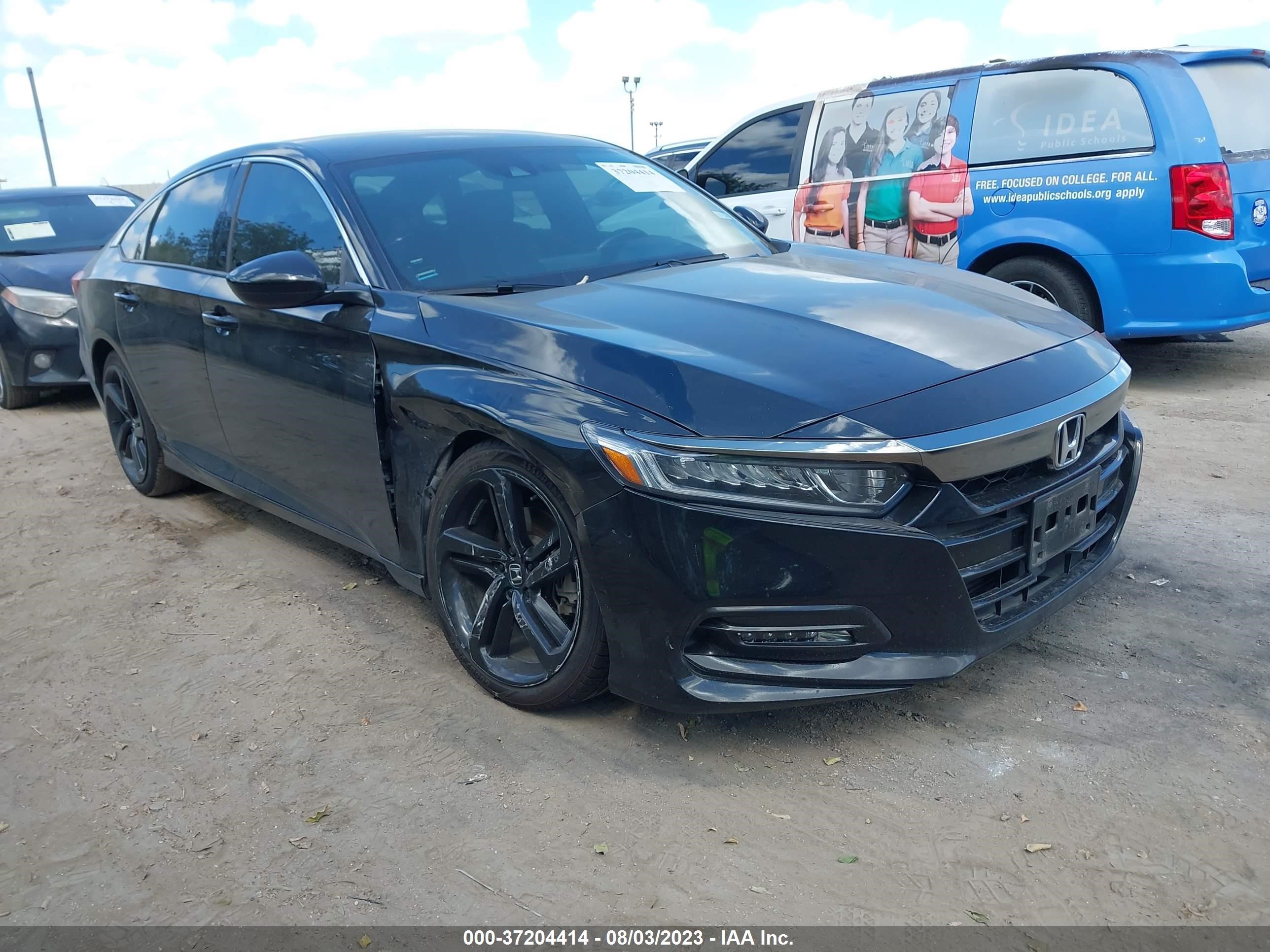 HONDA ACCORD 2018 1hgcv1f36ja170883