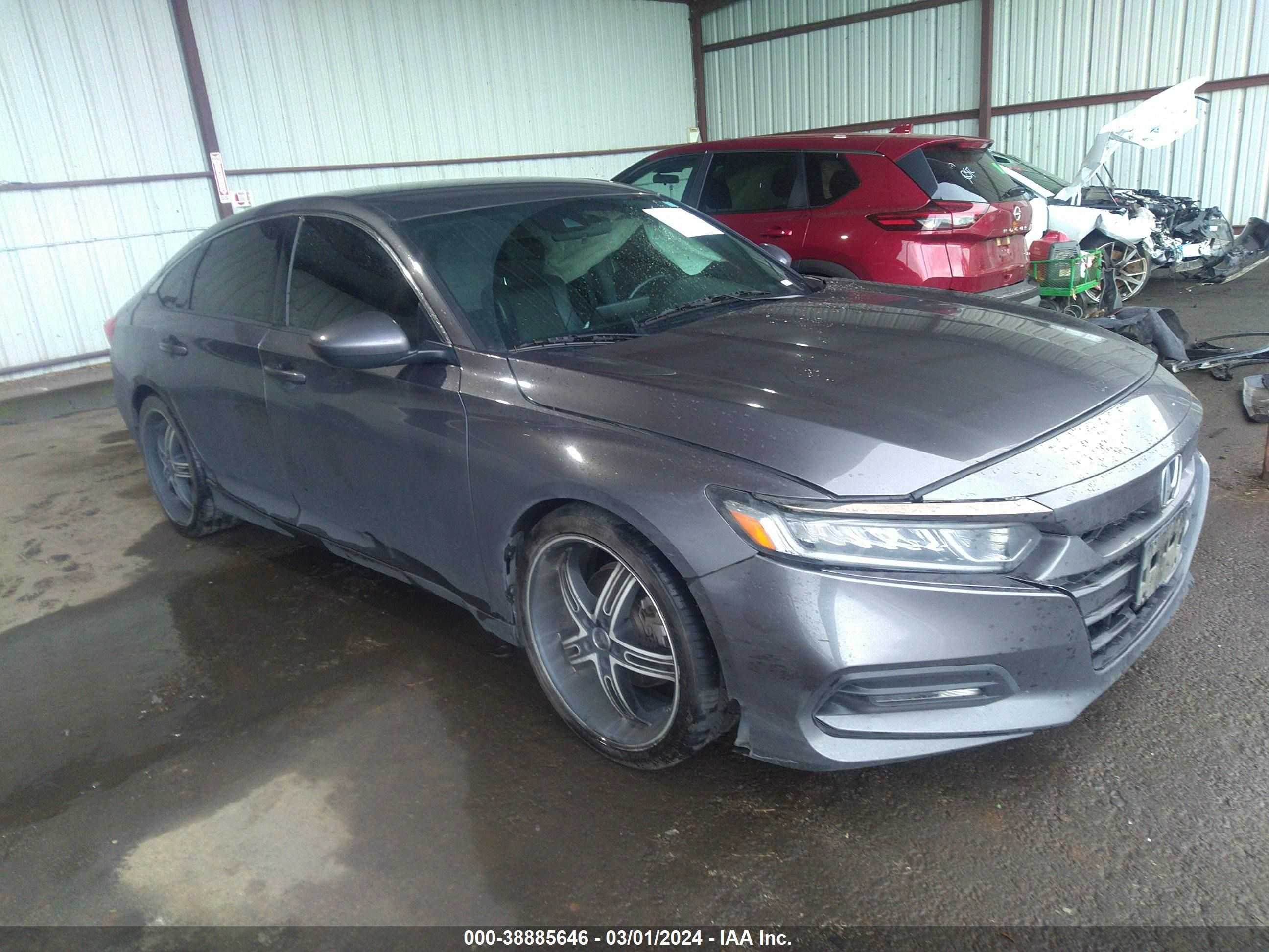 HONDA ACCORD 2018 1hgcv1f36ja172472