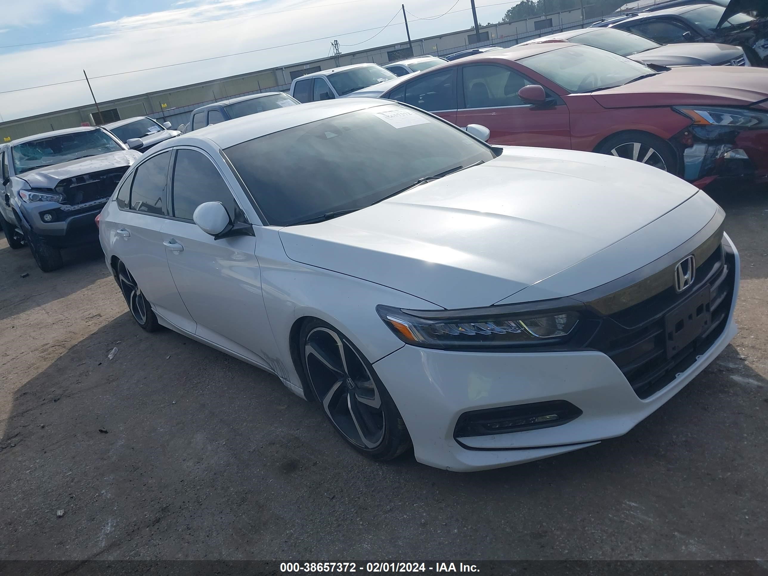 HONDA ACCORD 2019 1hgcv1f36ka095121