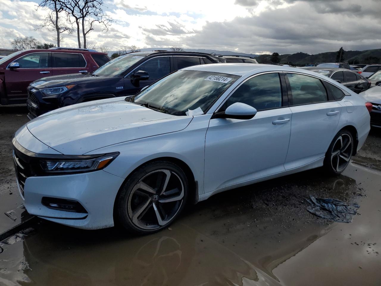 HONDA ACCORD 2019 1hgcv1f36ka175745