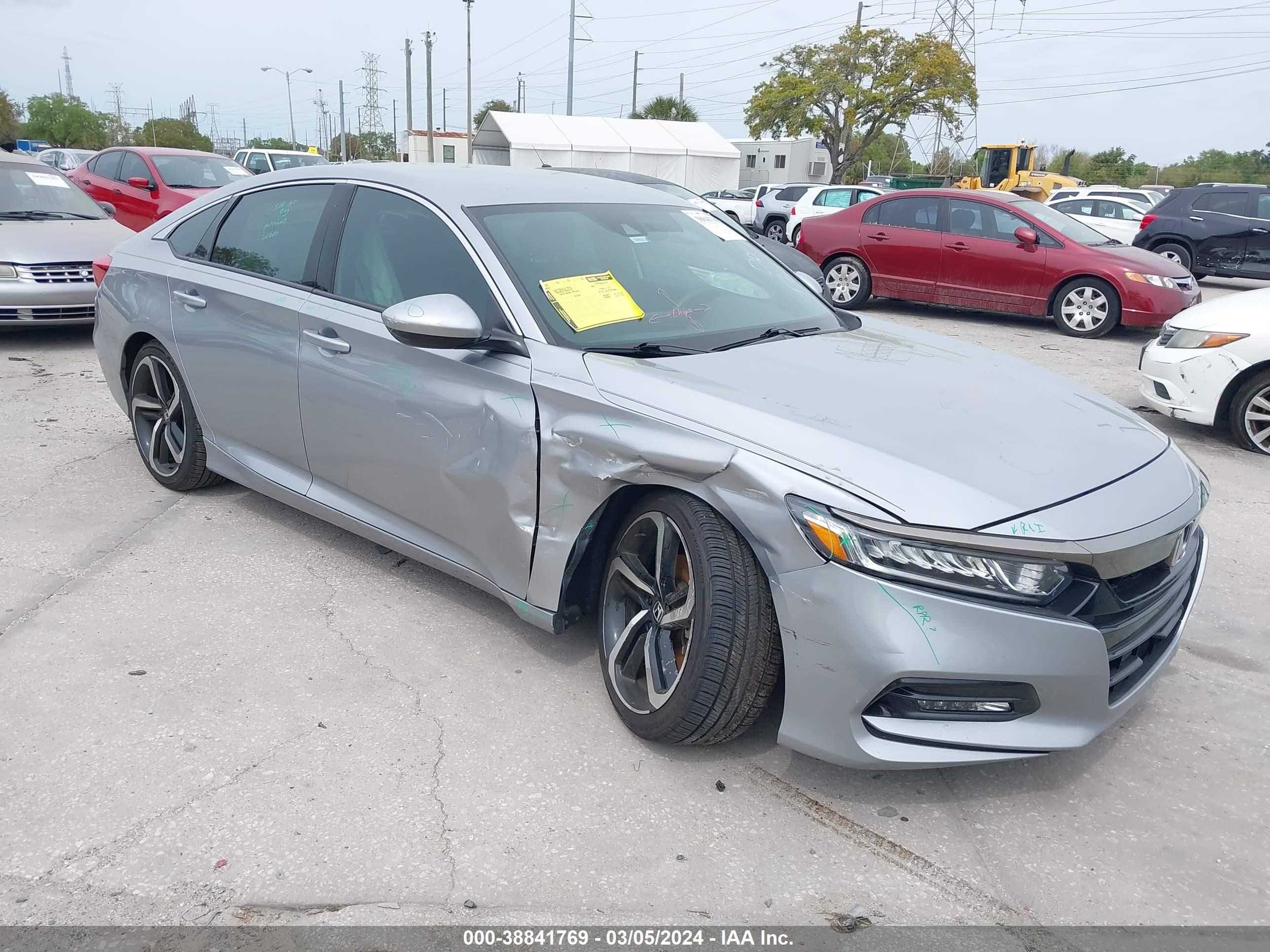 HONDA ACCORD 2019 1hgcv1f37ka099677