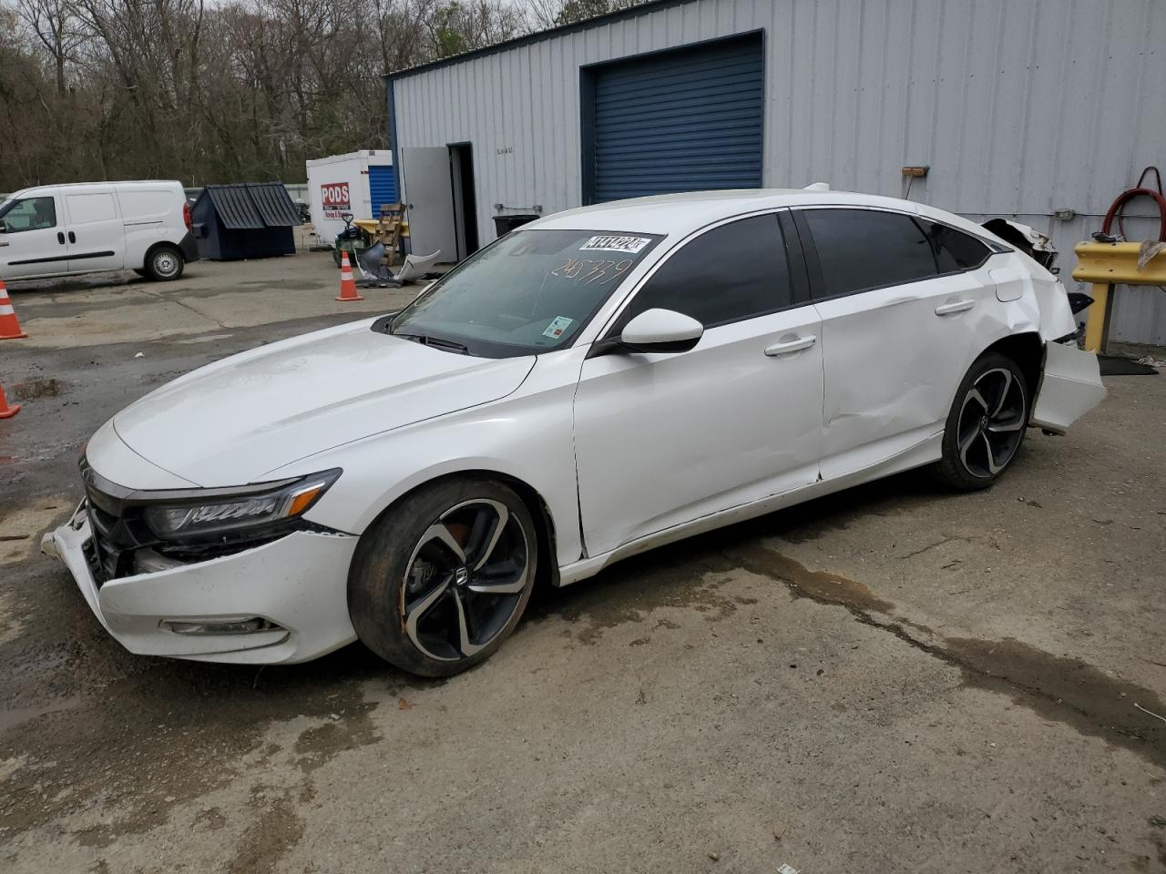 HONDA ACCORD 2018 1hgcv1f38ja245339