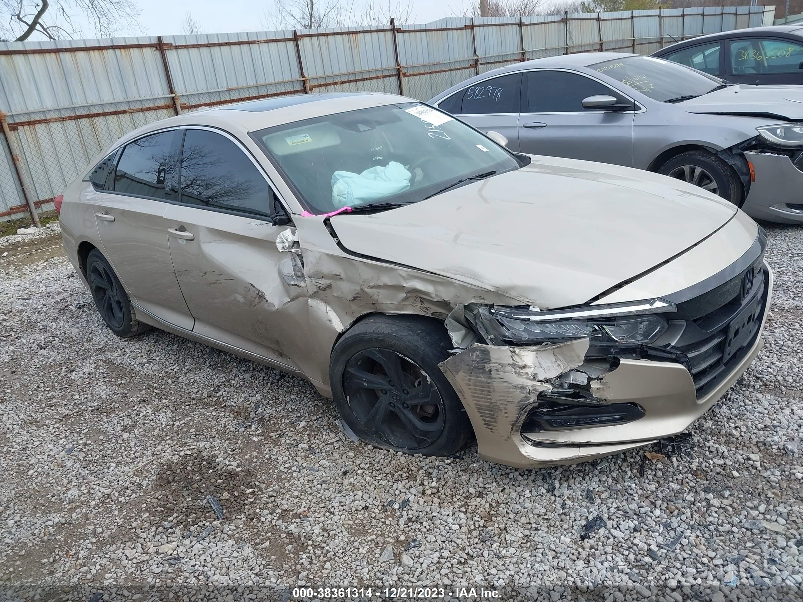 HONDA ACCORD 2018 1hgcv1f41ja215902