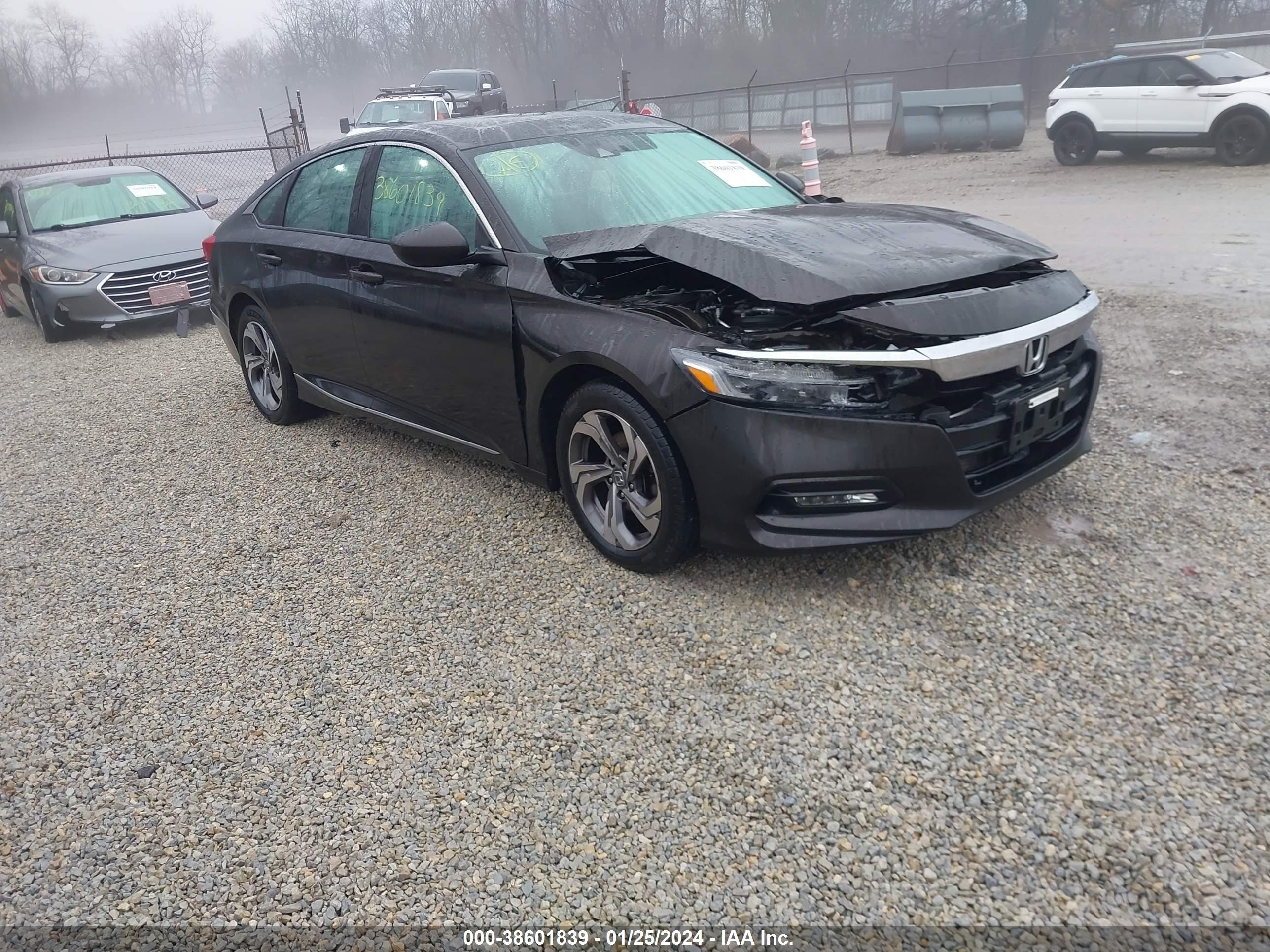 HONDA ACCORD 2018 1hgcv1f42ja008029