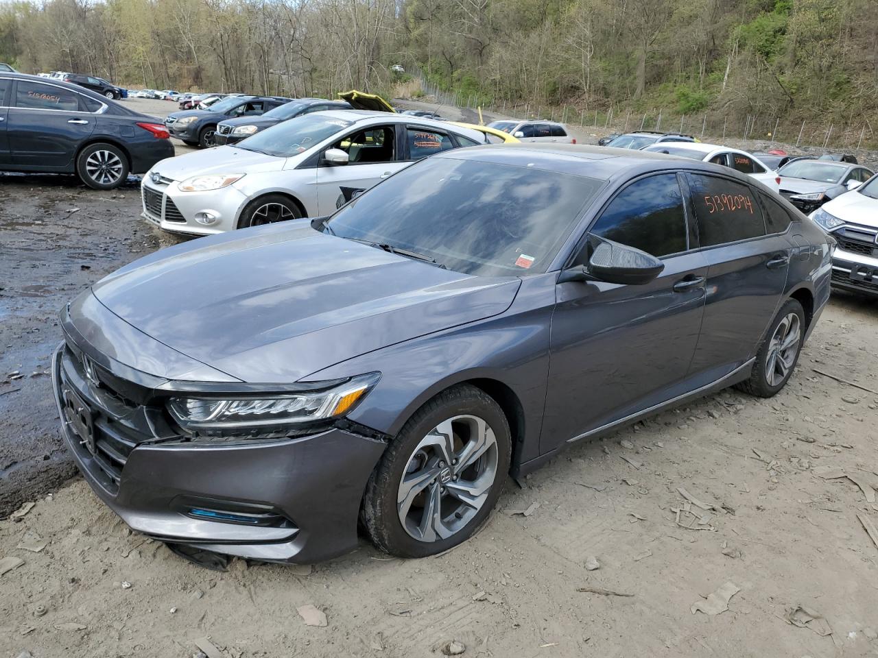 HONDA ACCORD 2018 1hgcv1f42ja266115