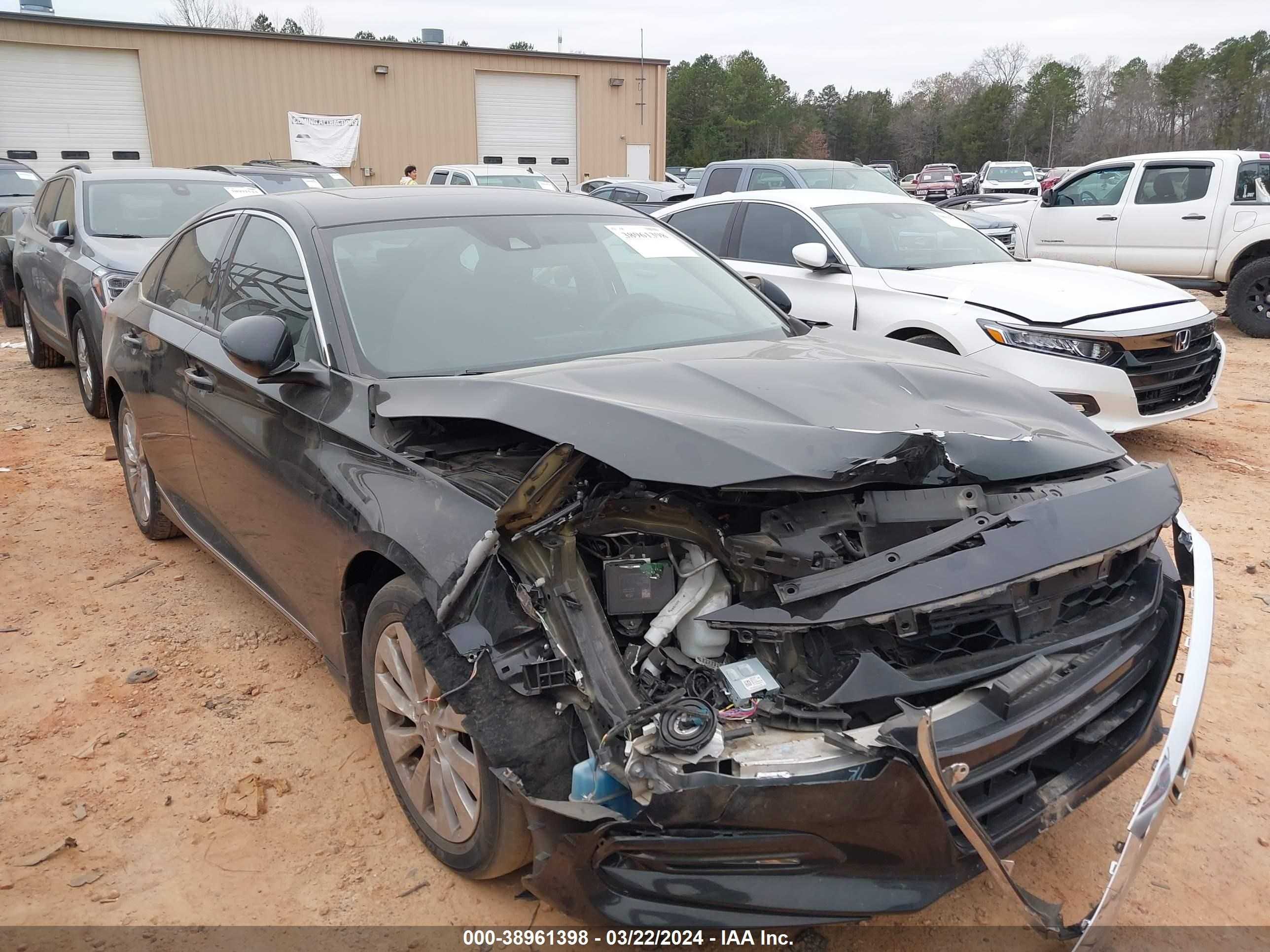 HONDA ACCORD 2018 1hgcv1f44ja157994