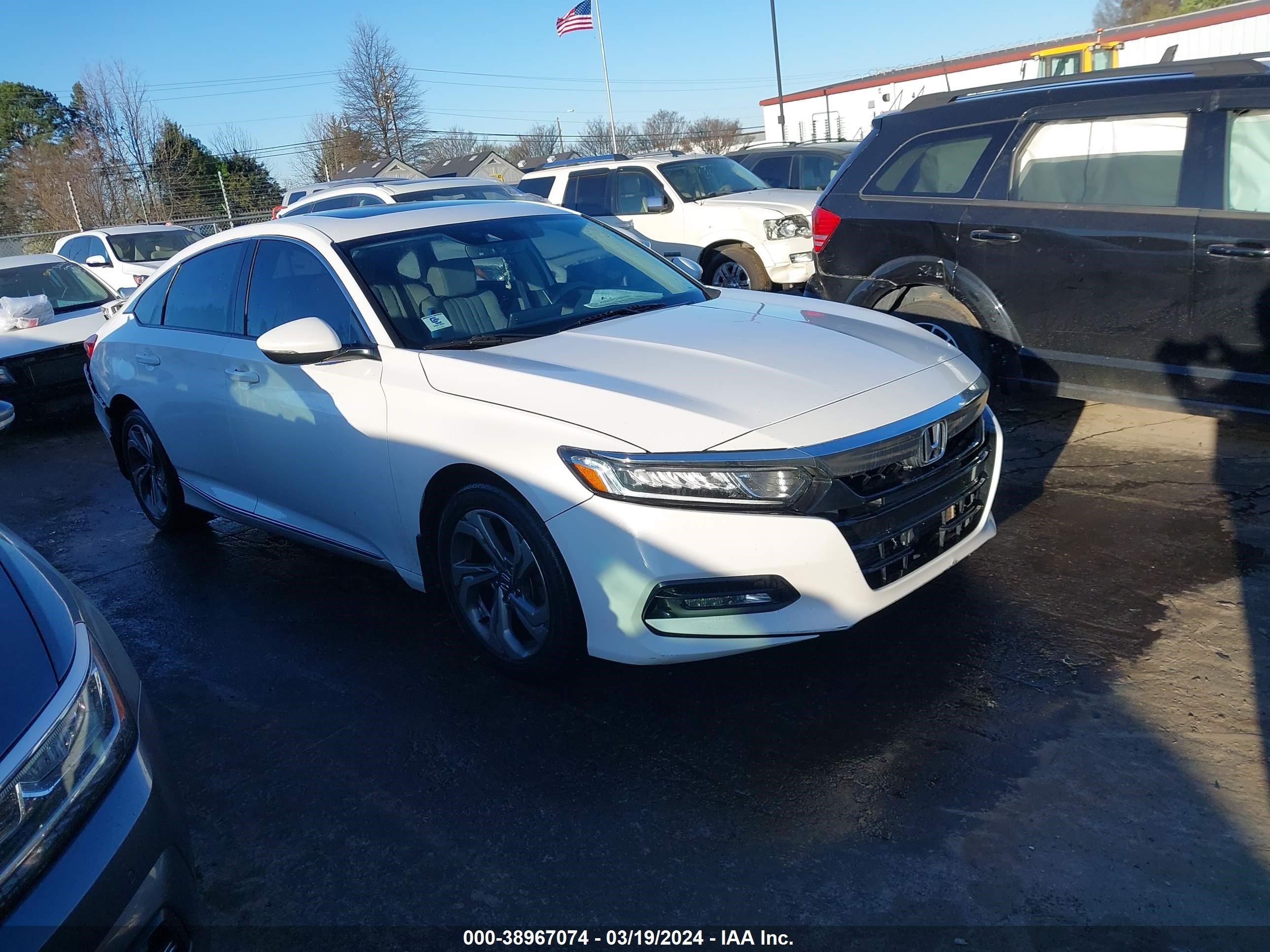 HONDA ACCORD 2018 1hgcv1f53ja202030