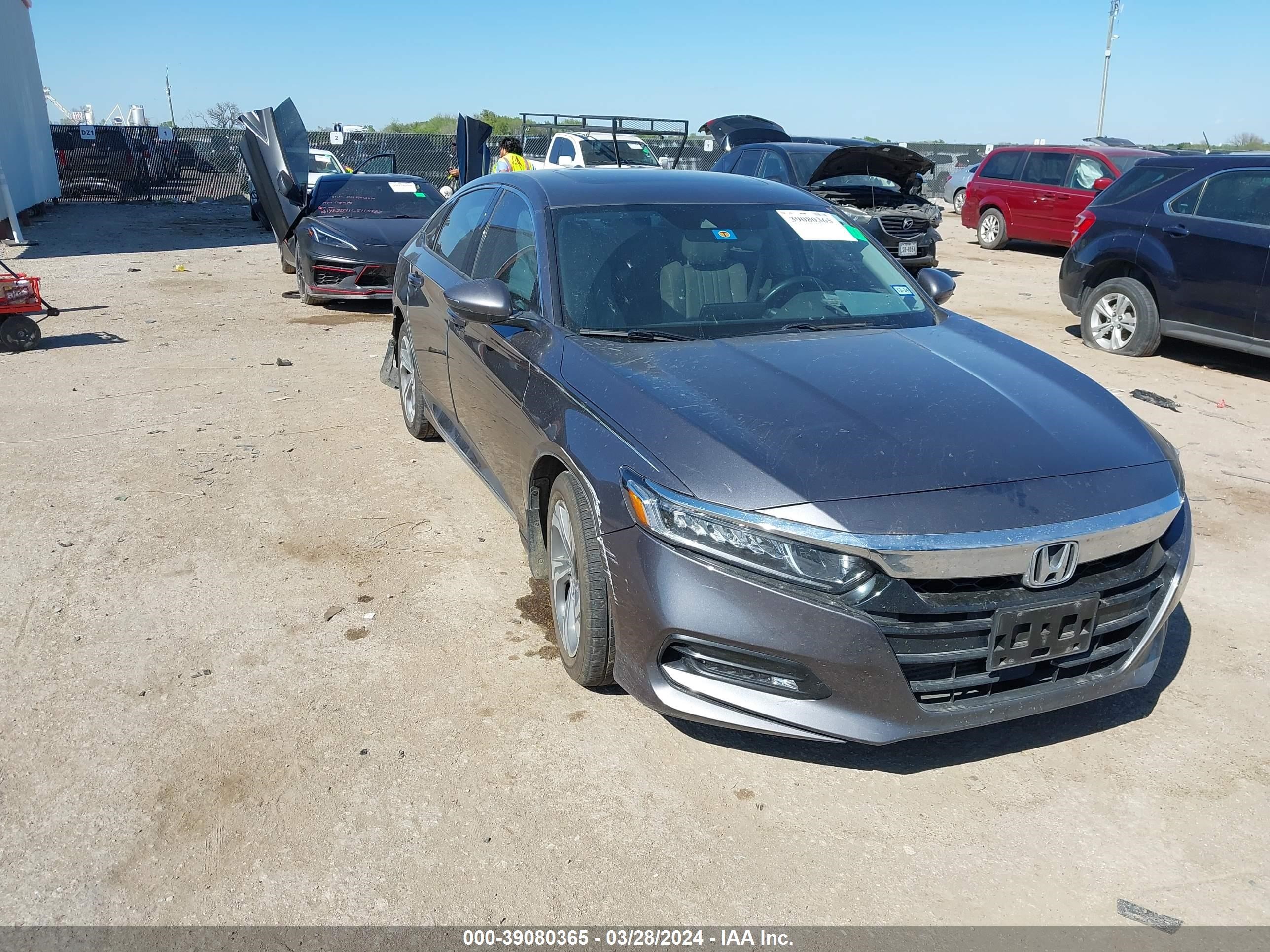 HONDA ACCORD 2018 1hgcv1f57ja110628