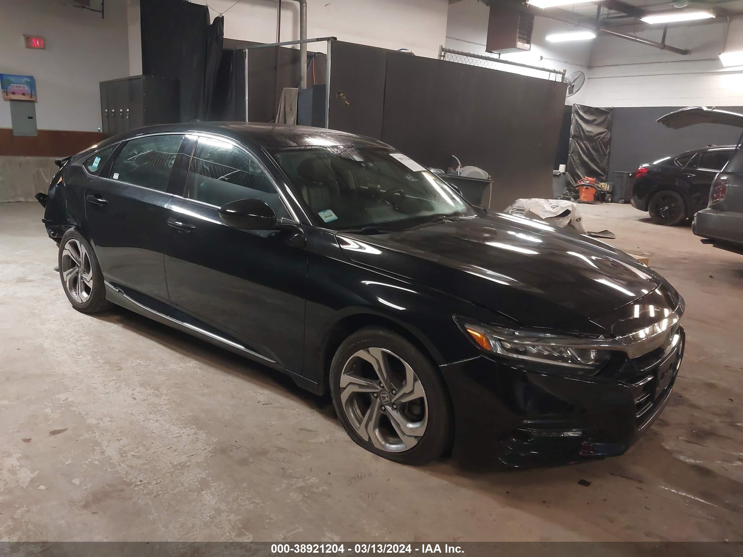 HONDA ACCORD 2018 1hgcv1f5xja214577