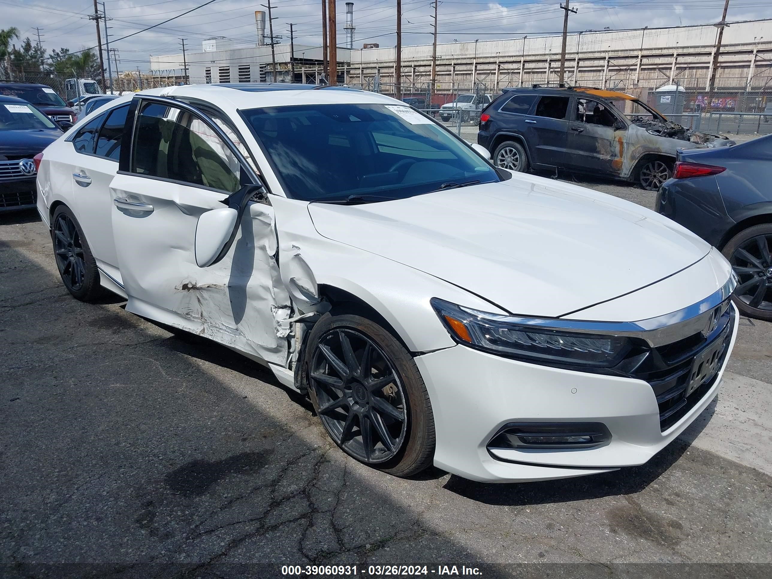 HONDA ACCORD 2018 1hgcv1f91ja128805