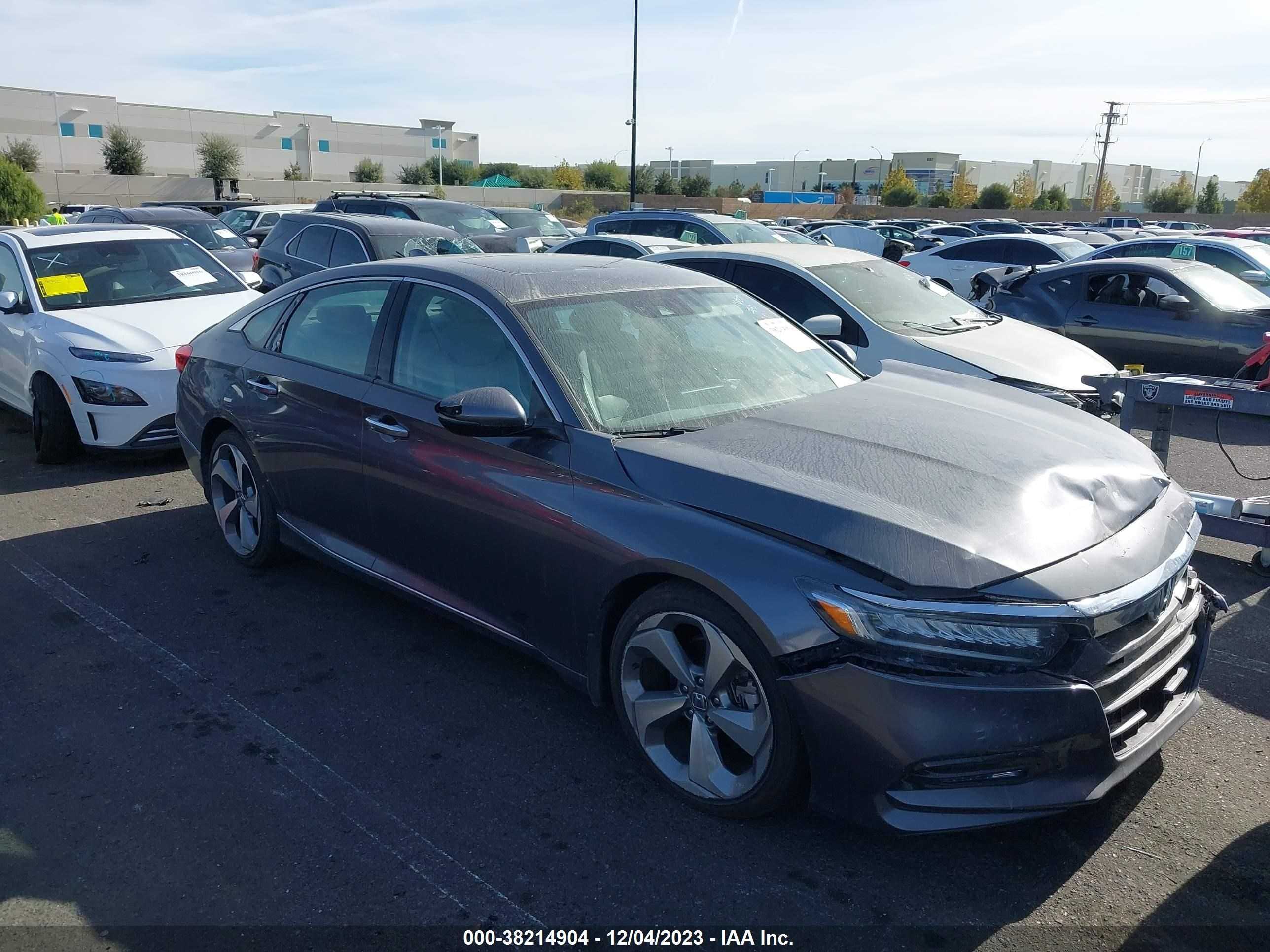 HONDA ACCORD 2018 1hgcv1f93ja016796