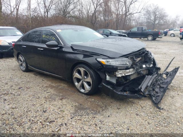 HONDA ACCORD 2018 1hgcv1f93ja026275